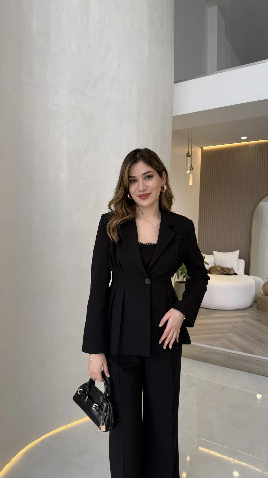 Charlotte Pilili Bele Oturan Takım - Siyah - Kod: 8884