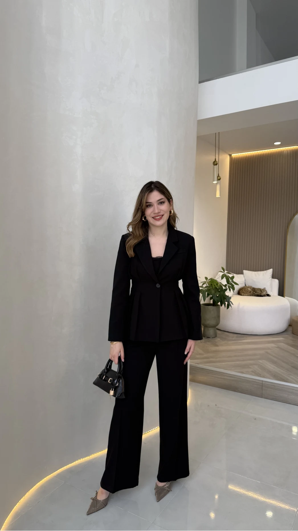 Charlotte Pilili Bele Oturan Takım - Siyah - Kod: 8884