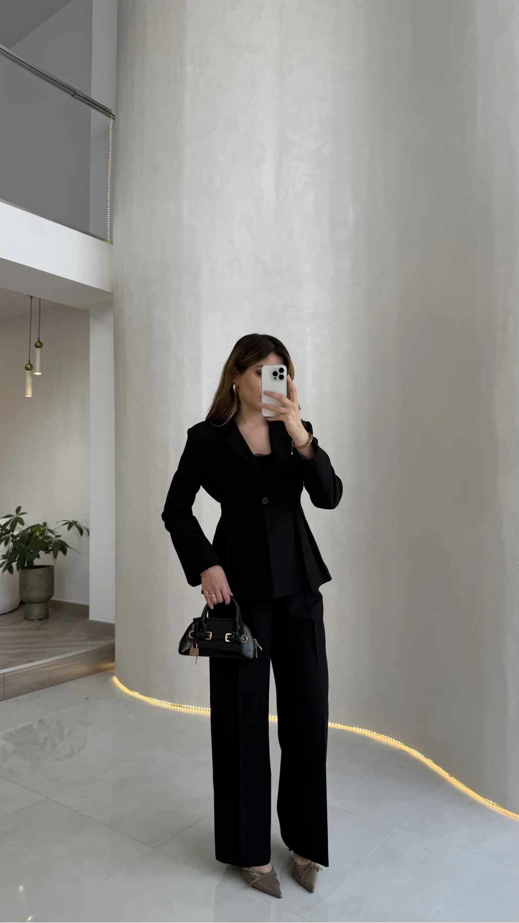 Charlotte Pilili Bele Oturan Takım - Siyah - Kod: 8884