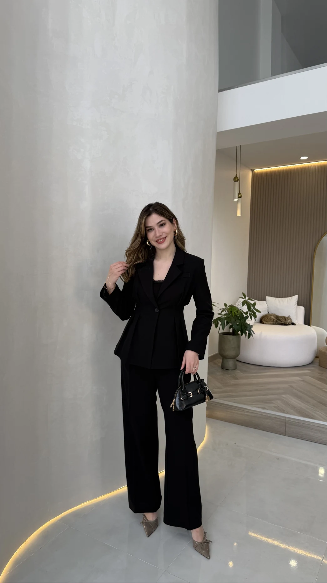 Charlotte Pilili Bele Oturan Takım - Siyah - Kod: 8884