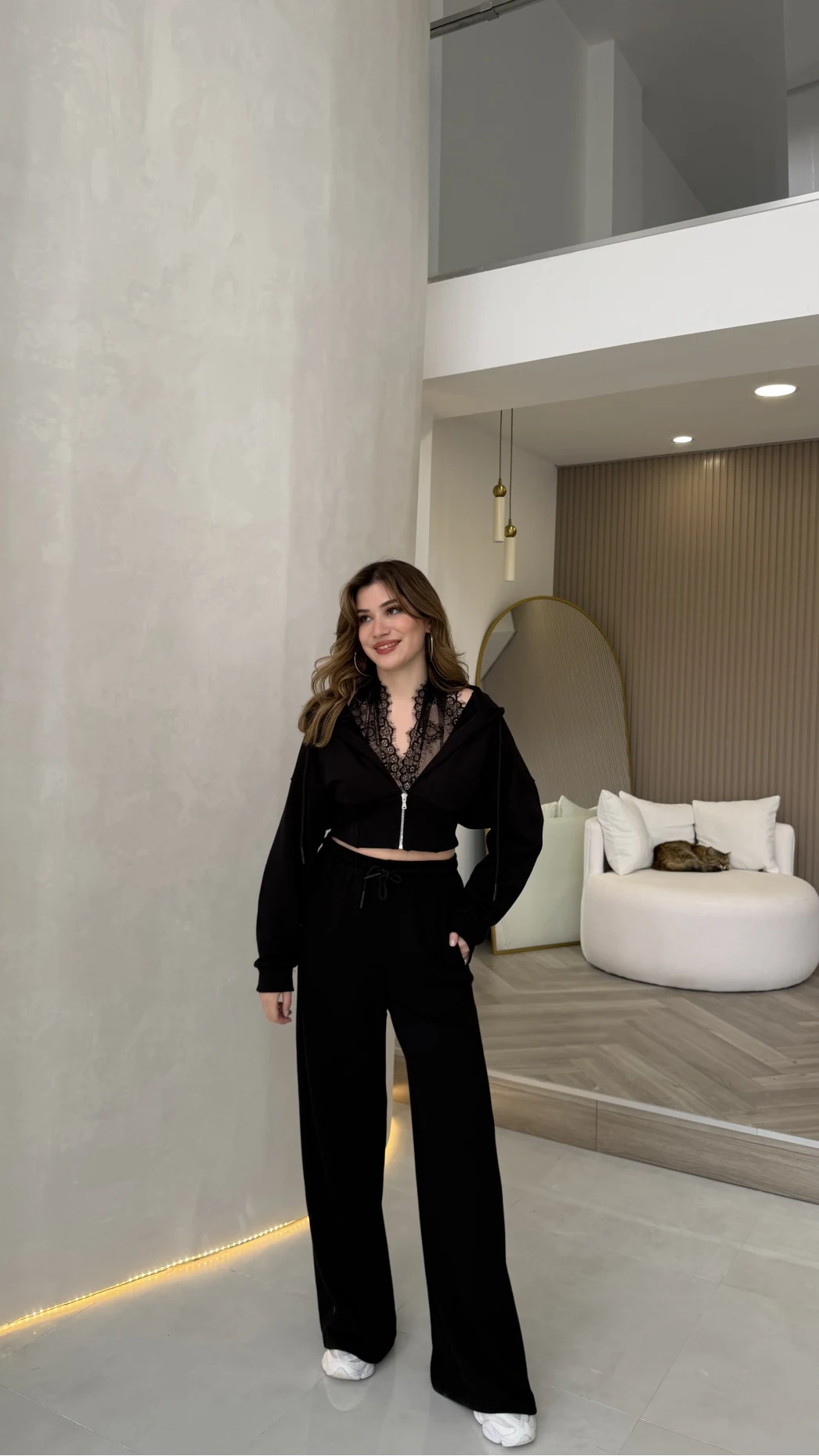 Herra Dantel Detay Kapüşonlu Crop Eşofman Takım - Siyah