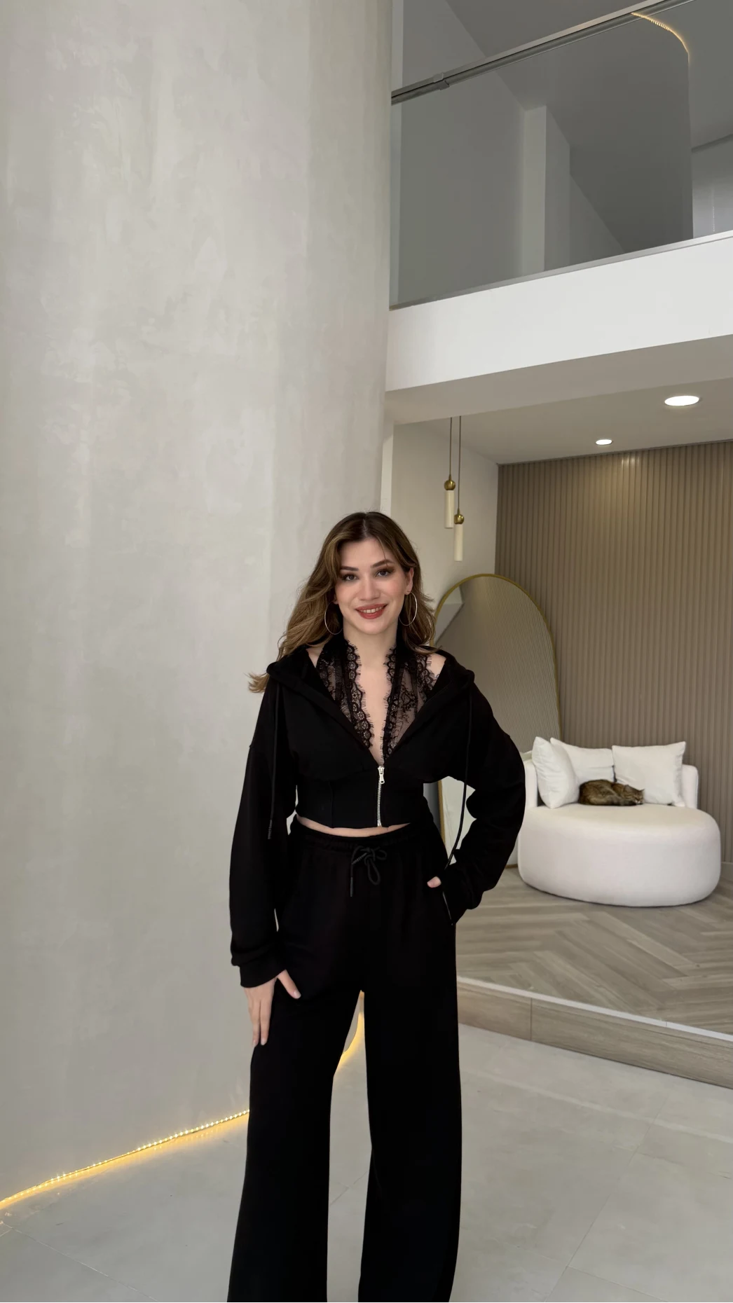 Herra Dantel Detay Kapüşonlu Crop Eşofman Takım - Siyah