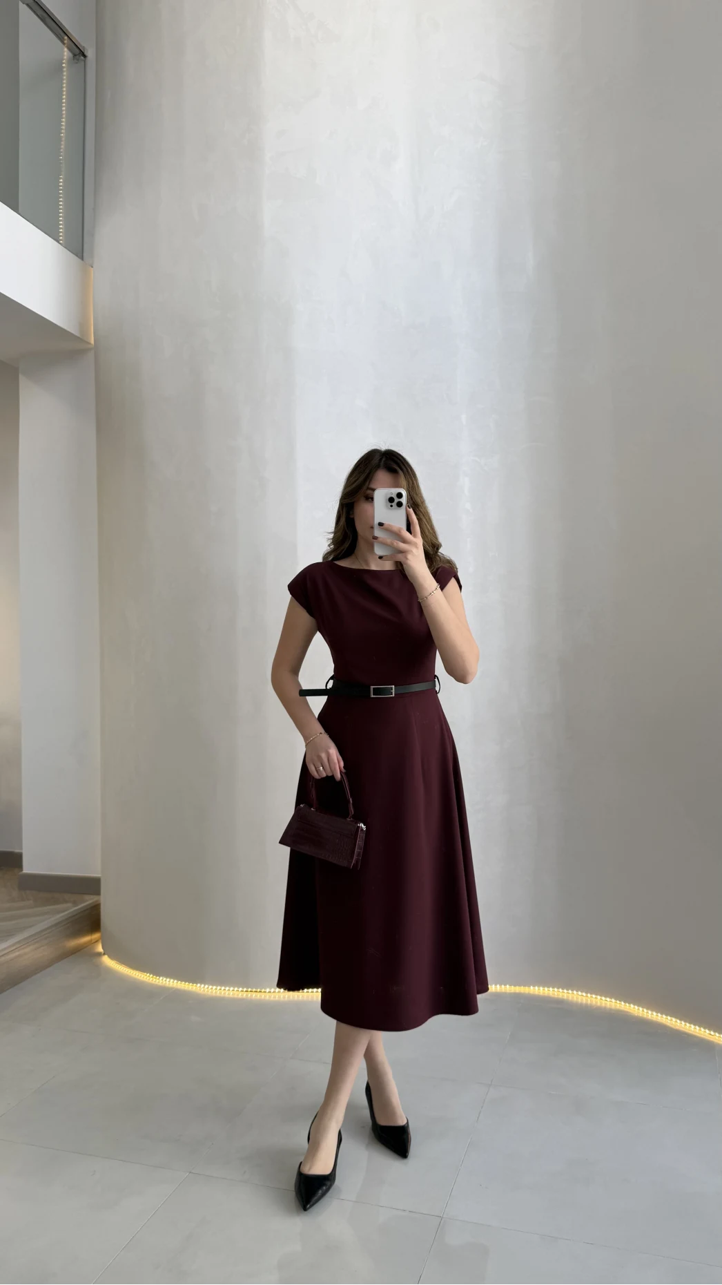 Bonita Vatkalı Midi Boy Kemerli Elbise - Bordo