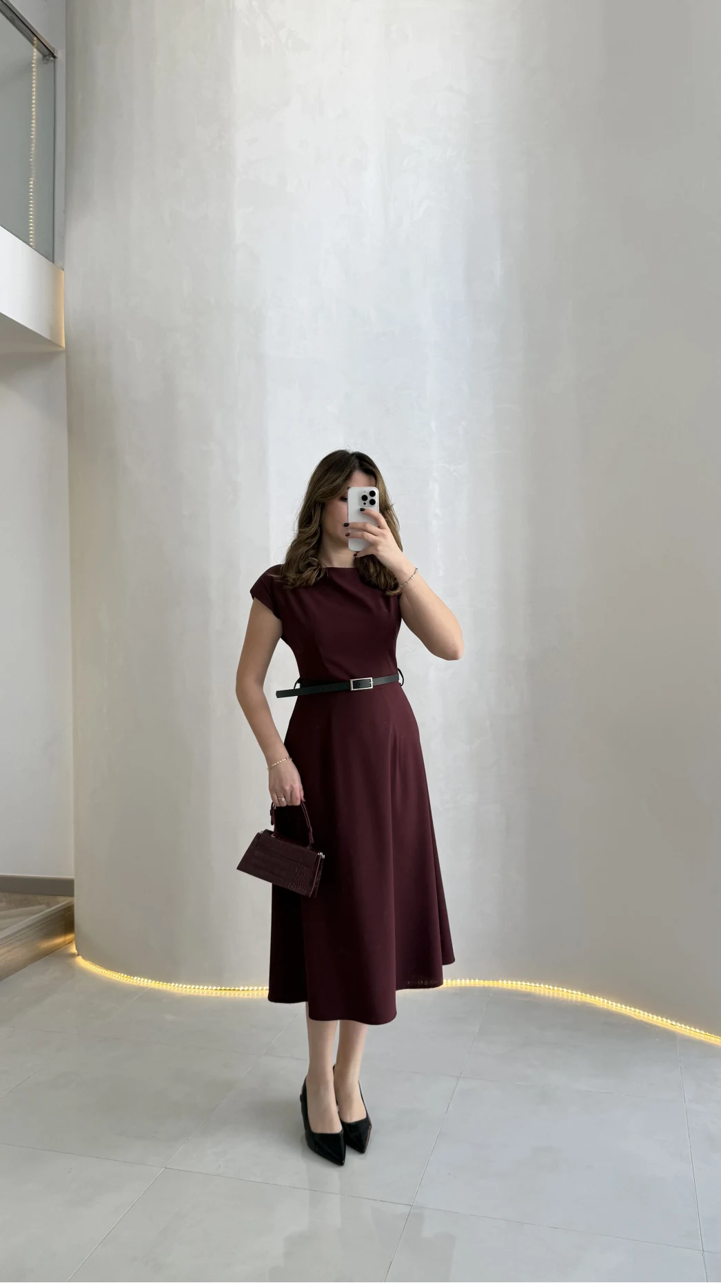 Bonita Vatkalı Midi Boy Kemerli Elbise - Bordo