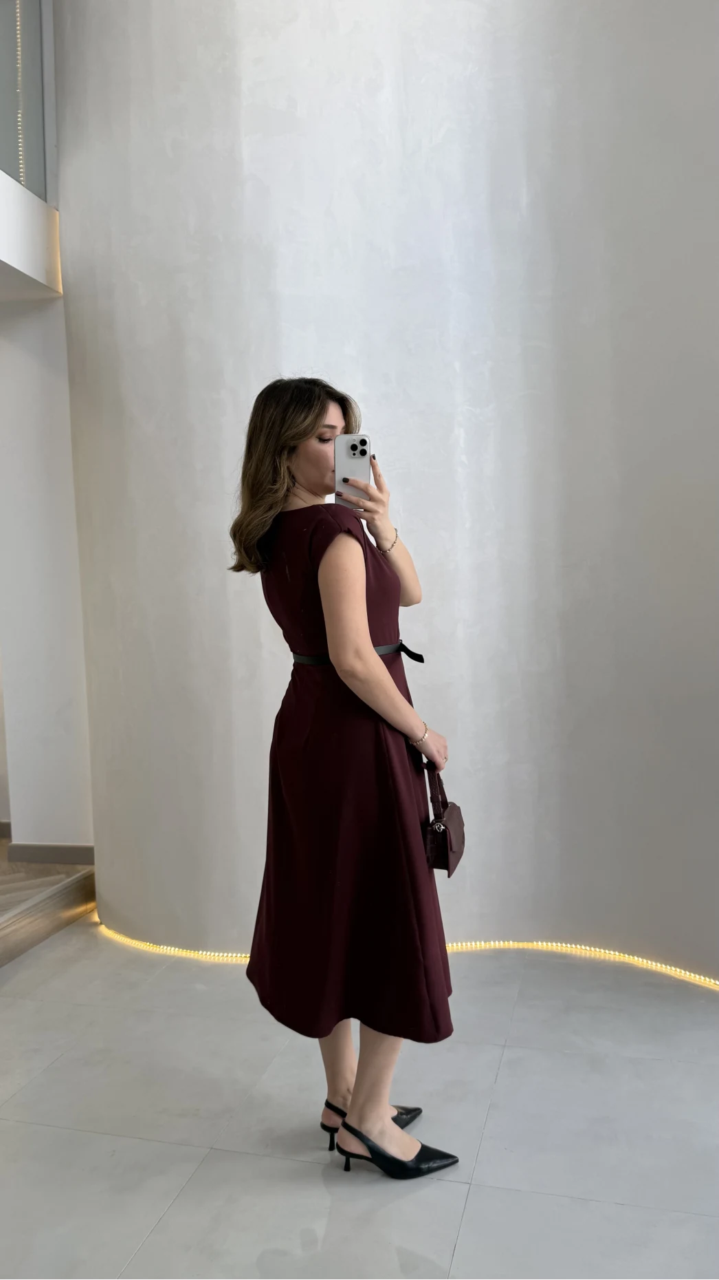 Bonita Vatkalı Midi Boy Kemerli Elbise - Bordo