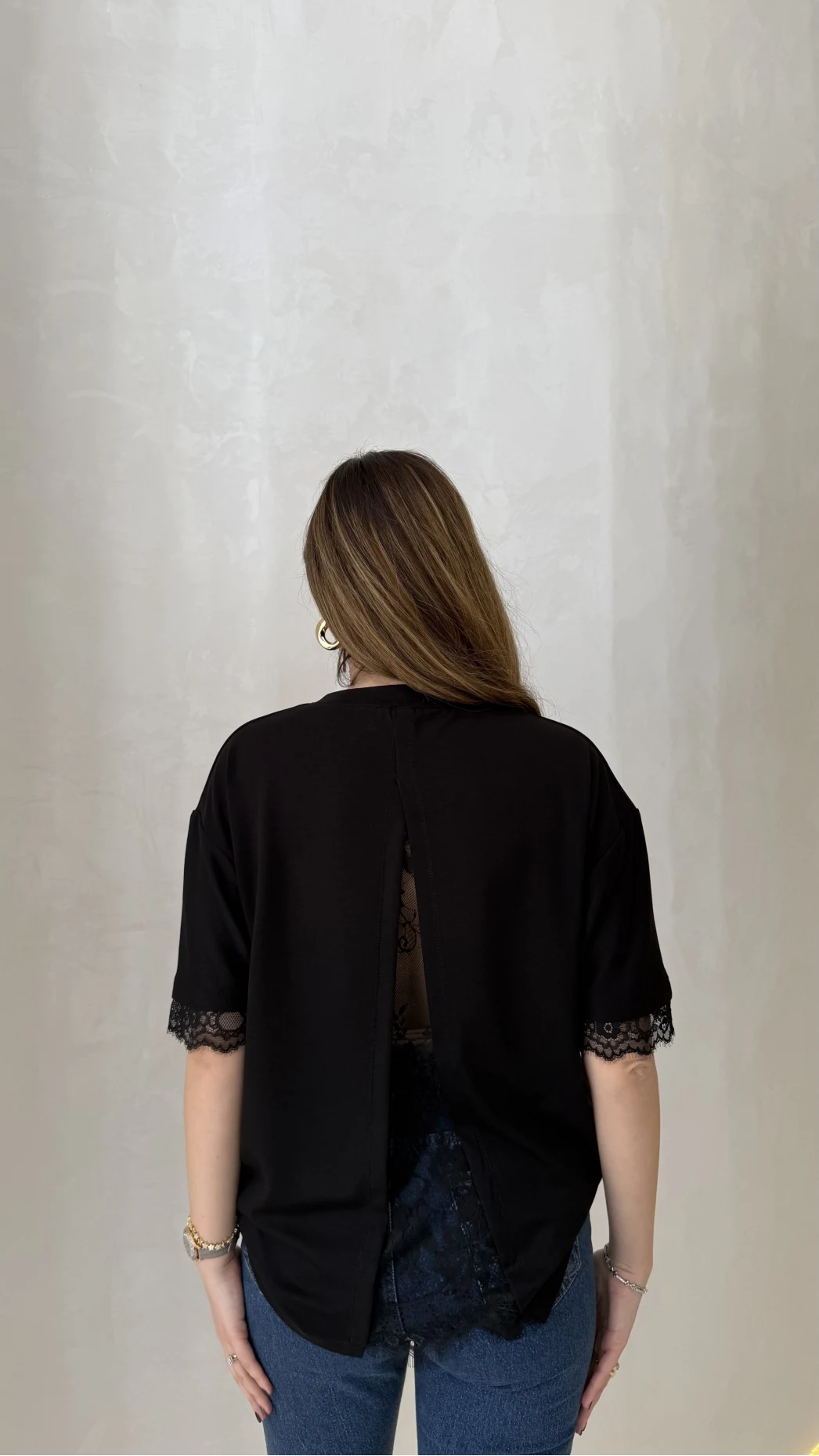 Sırt Dantel Detaylı Kısa Kol T-shirt - Siyah
