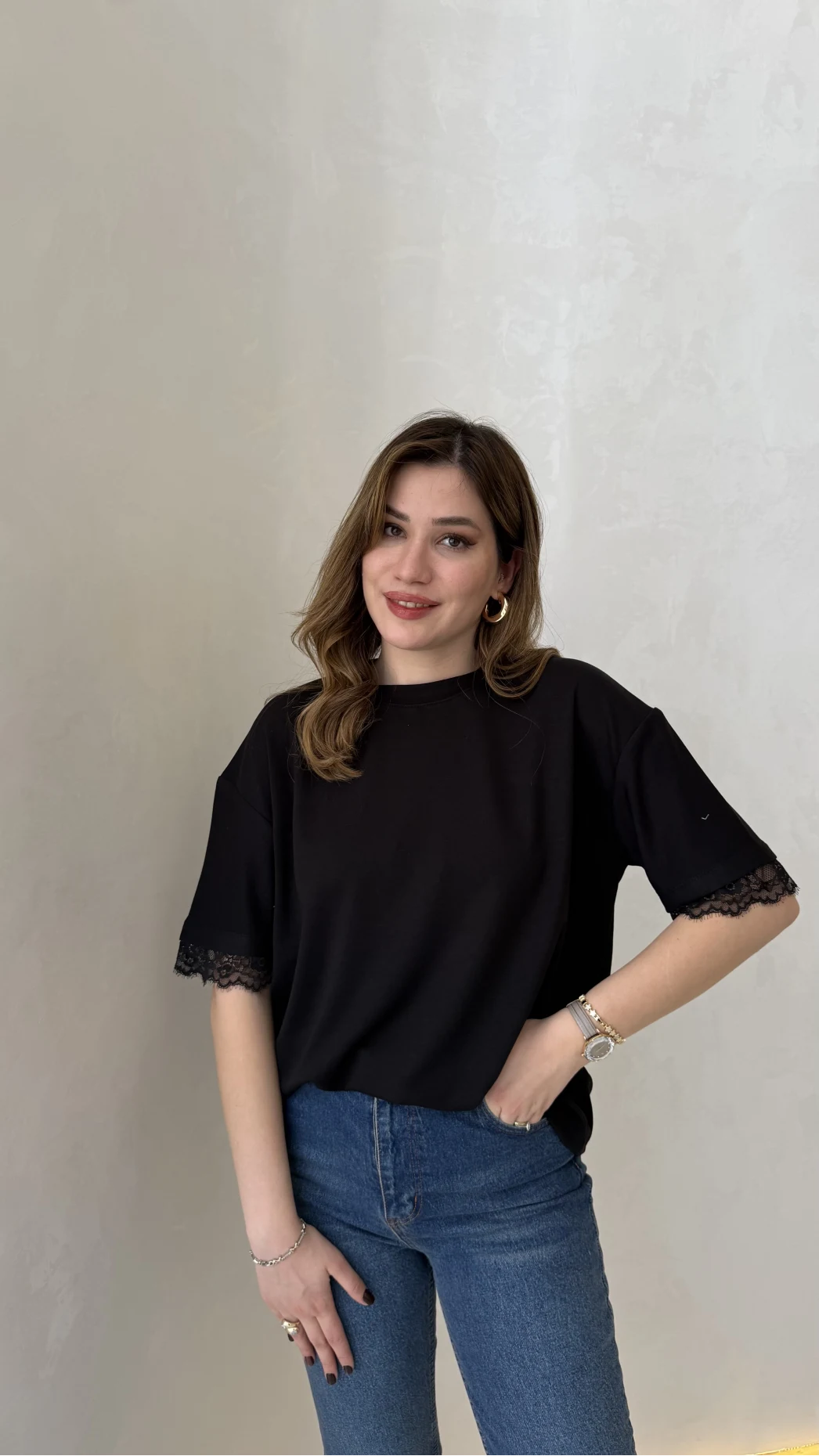 Sırt Dantel Detaylı Kısa Kol T-shirt - Siyah