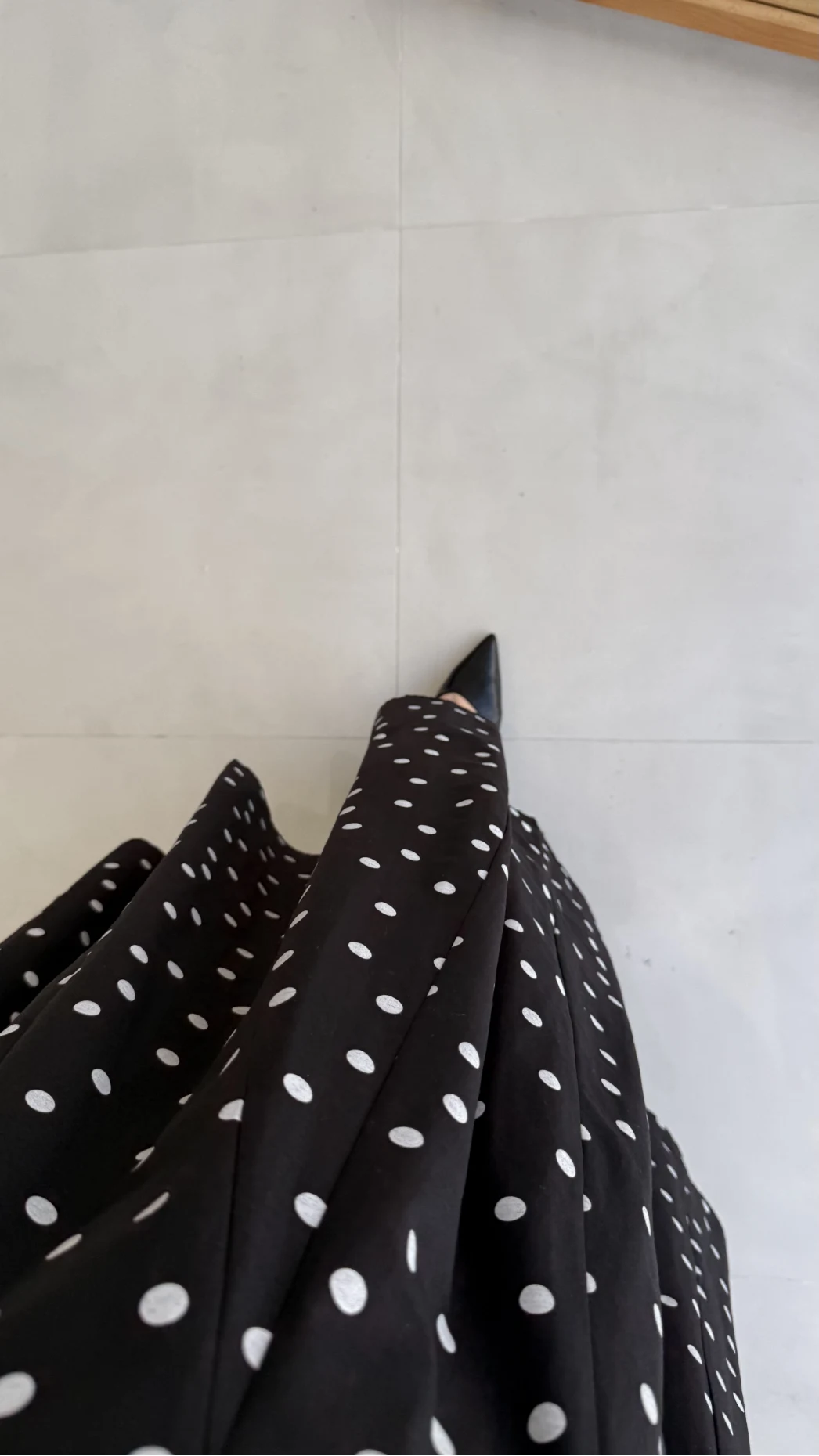 Puantiyeli Astarlı Kloş Etek - Siyah