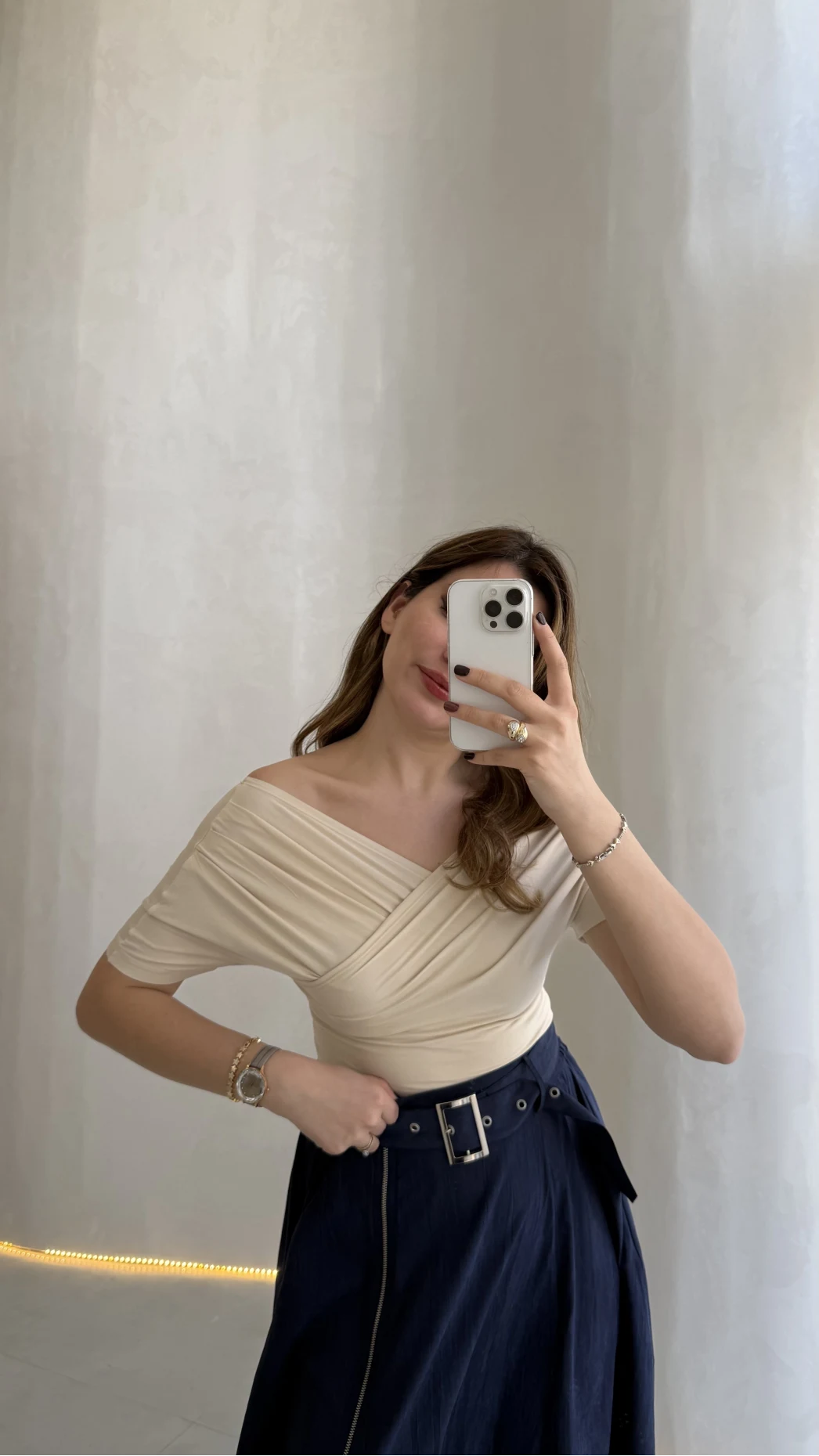 Dilvin Pile Detay Kayık Yaka Body - Bej