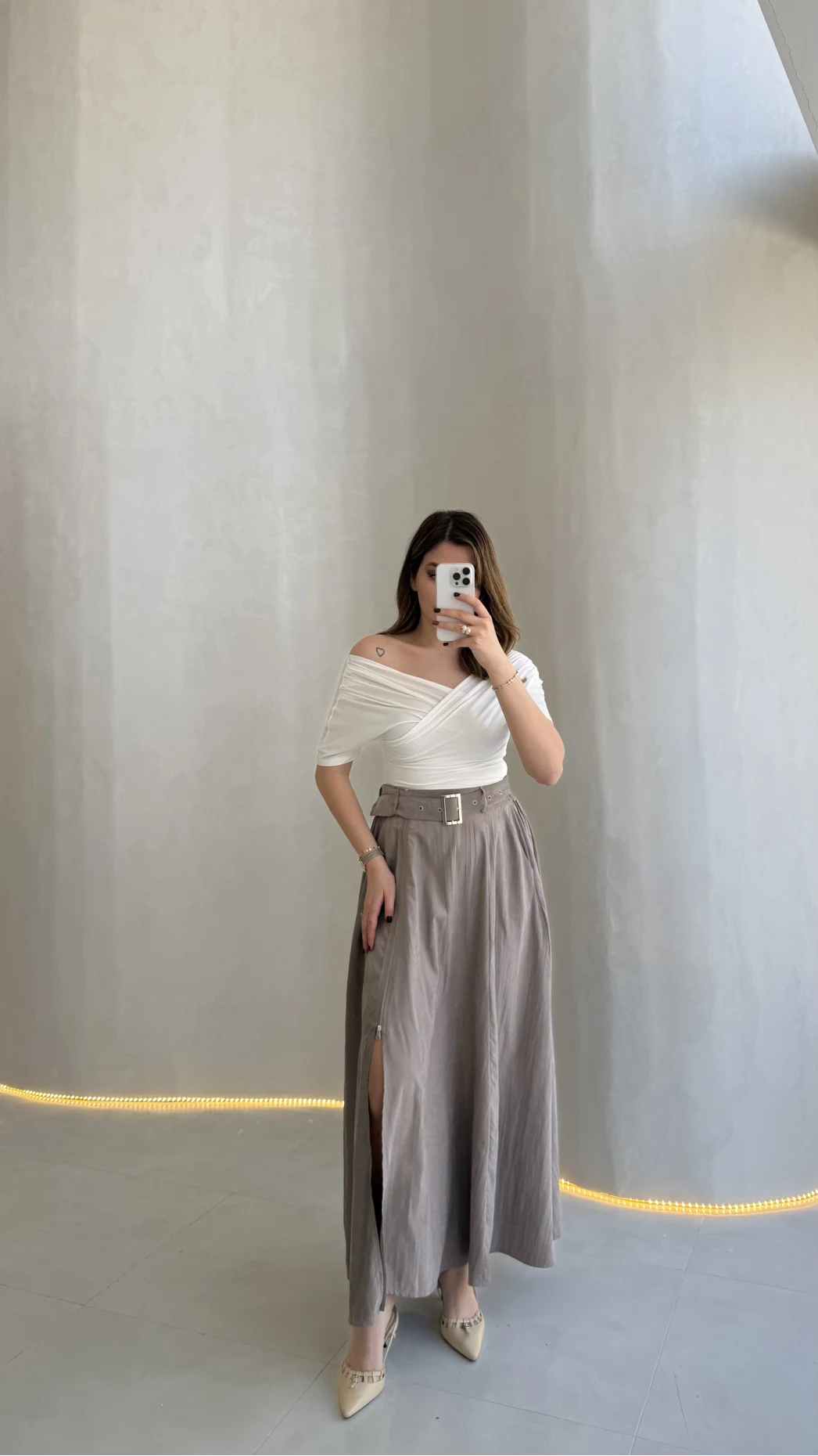 Paraşüt Kumaş Fermuar Yırtmaçlı Kemerli Etek - Vizon