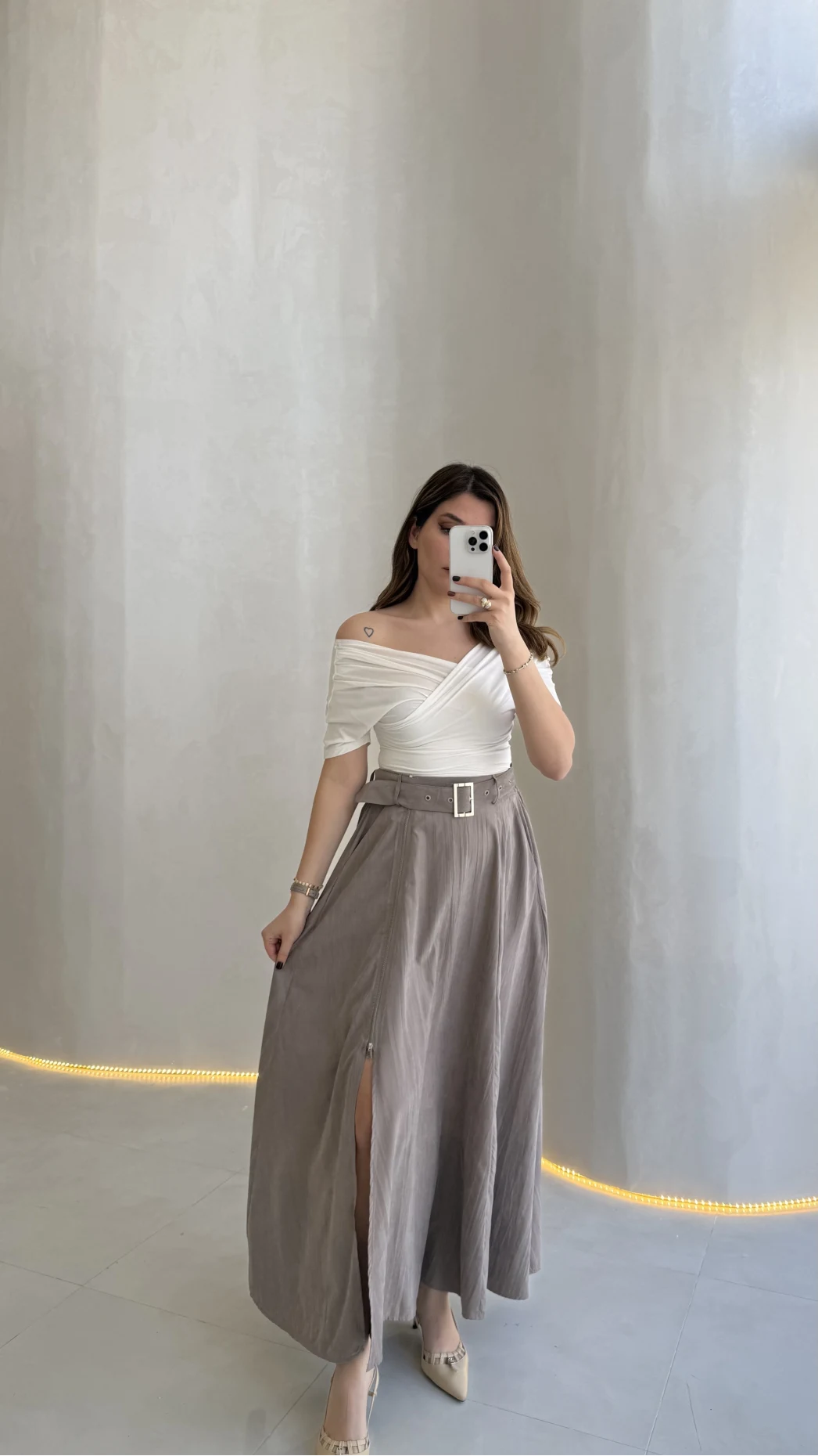 Paraşüt Kumaş Fermuar Yırtmaçlı Kemerli Etek - Vizon