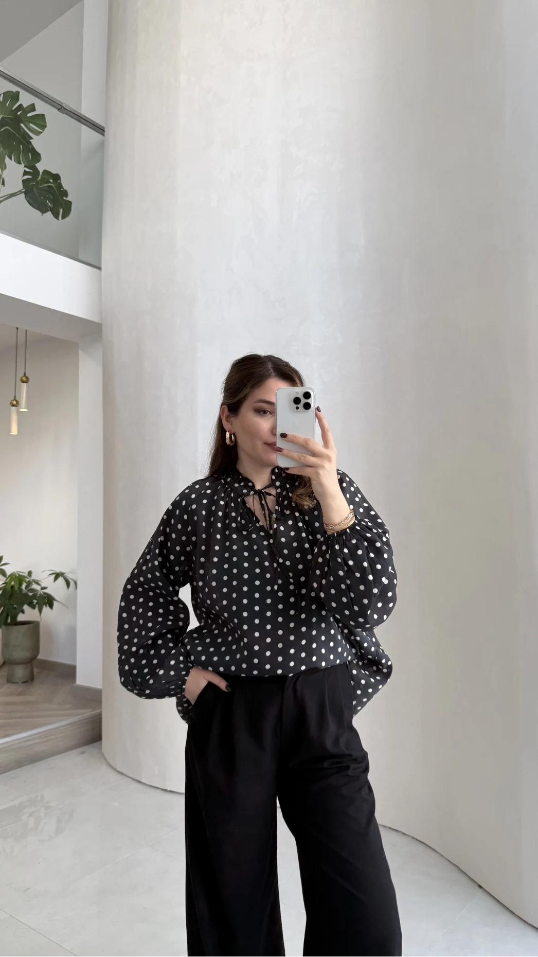 Destiny Yaka Detay Puantiyeli Bluz - Siyah - Kod: 39301