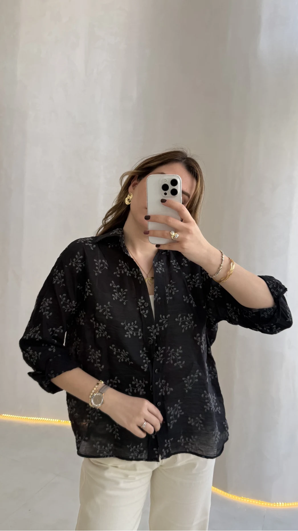 Desenli V Yaka İnce Gömlek - Siyah - Kod: 0985