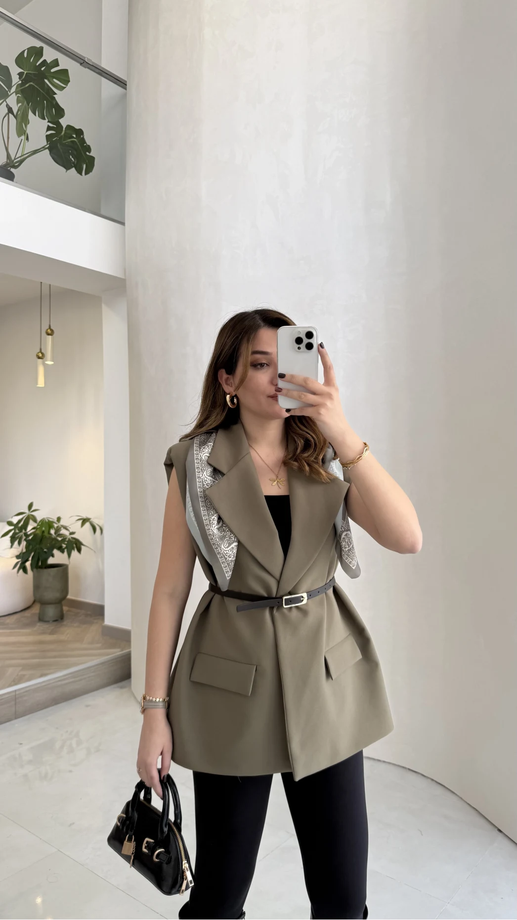 Sapphire Fular Detaylı Vatkalı Kemerli Yelek - Haki - Kod: 7708