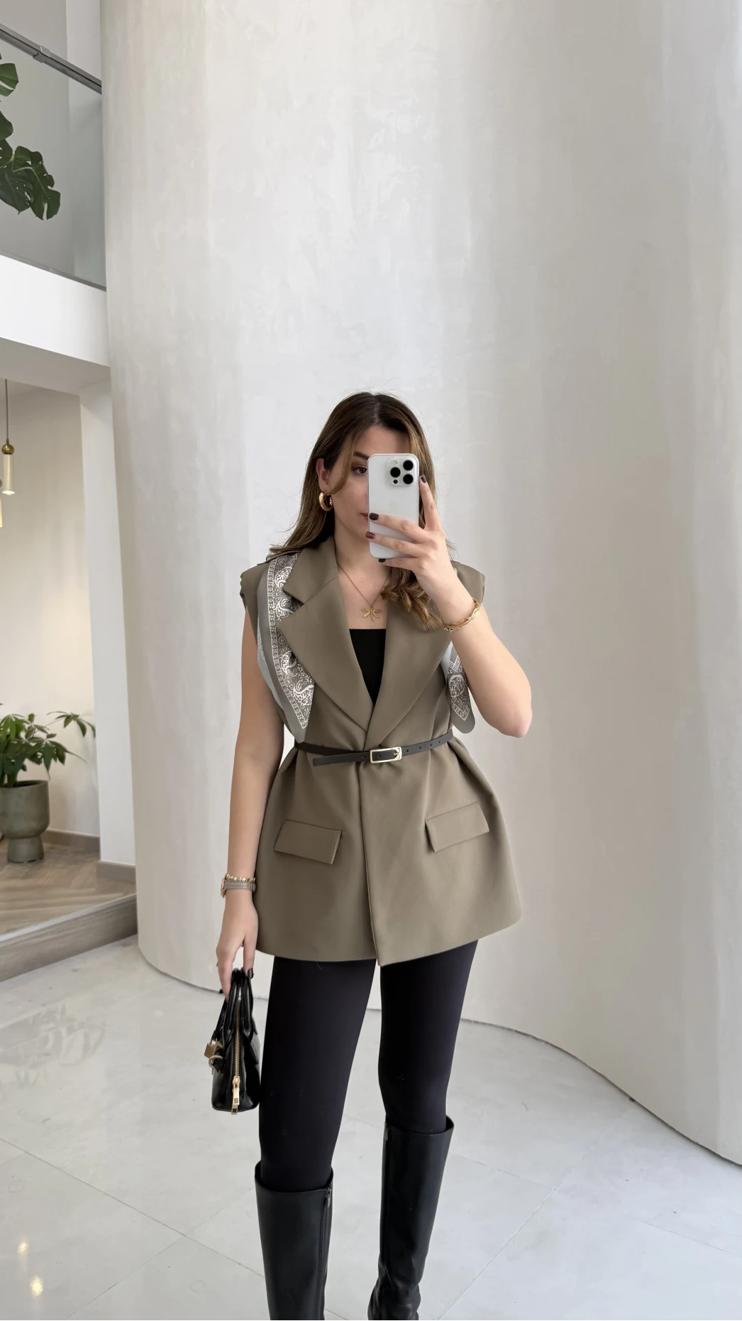 Sapphire Fular Detaylı Vatkalı Kemerli Yelek - Haki - Kod: 7708