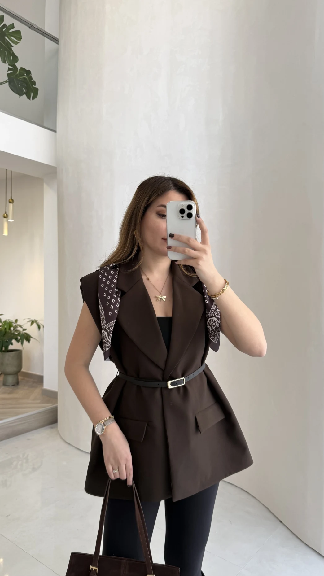 Sapphire Fular Detaylı Vatkalı Kemerli Yelek - Kahve - Kod: 7708