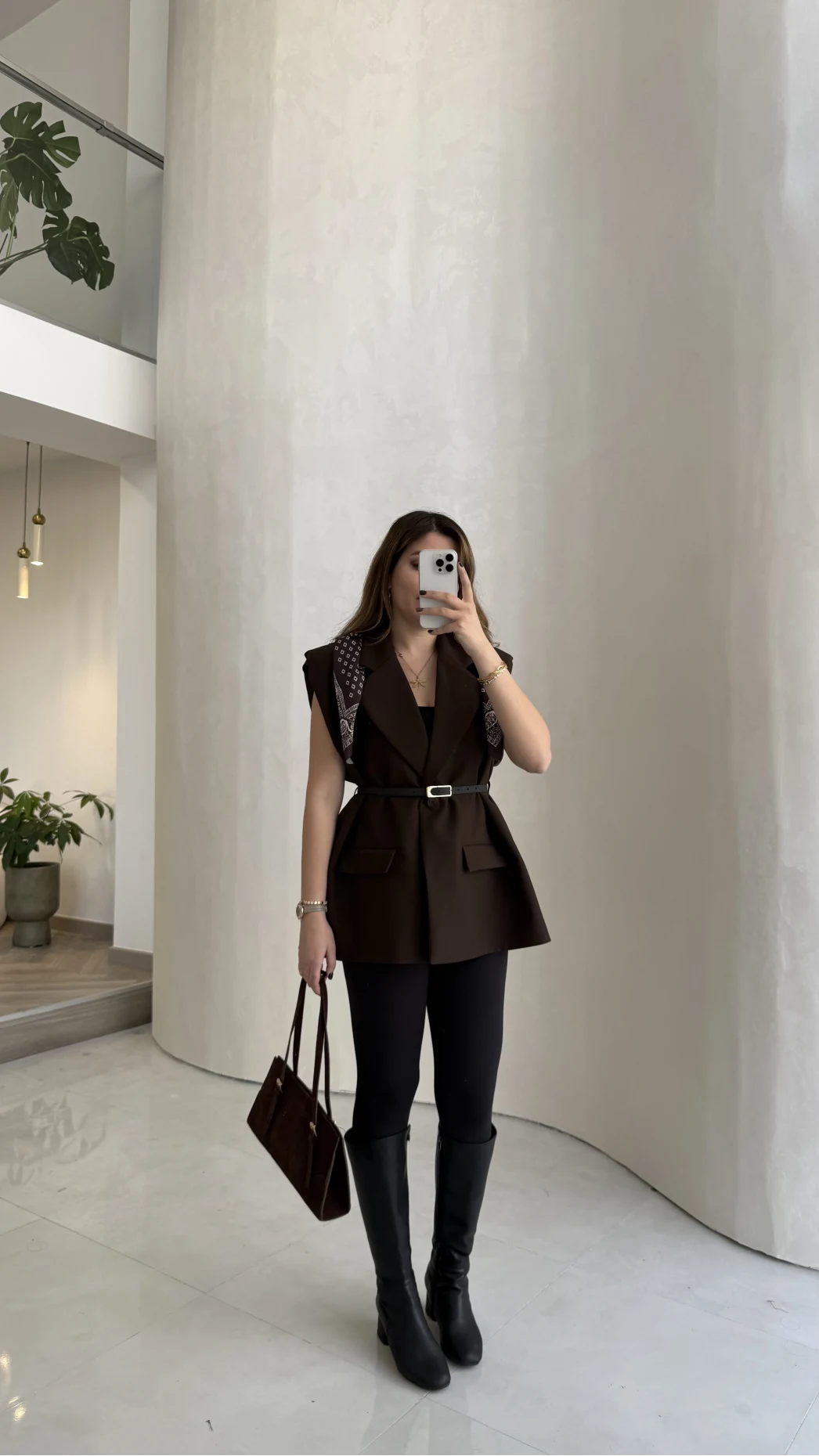 Sapphire Fular Detaylı Vatkalı Kemerli Yelek - Kahve - Kod: 7708