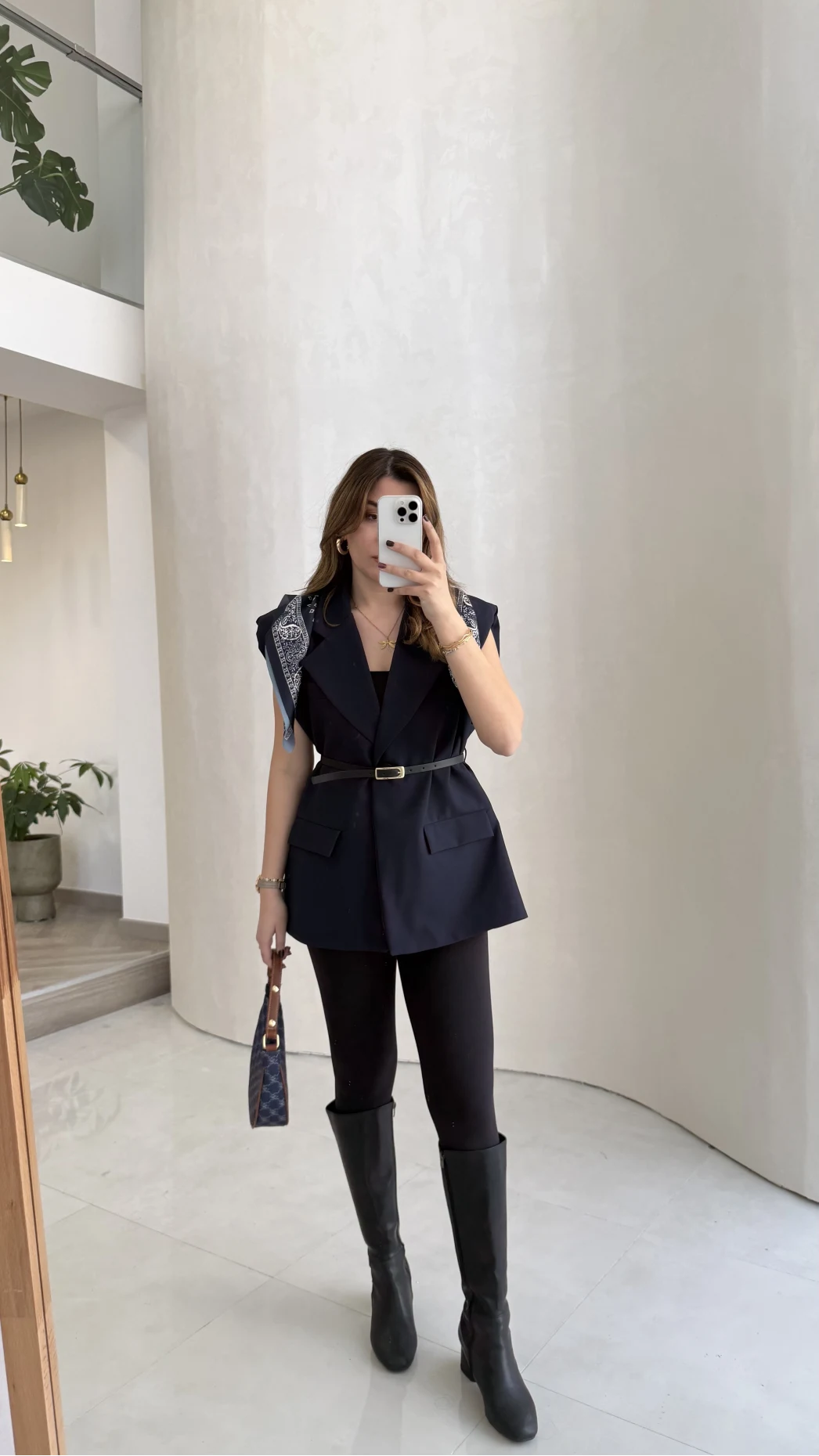 Sapphire Fular Detaylı Vatkalı Kemerli Yelek - Lacivert - Kod: 7708