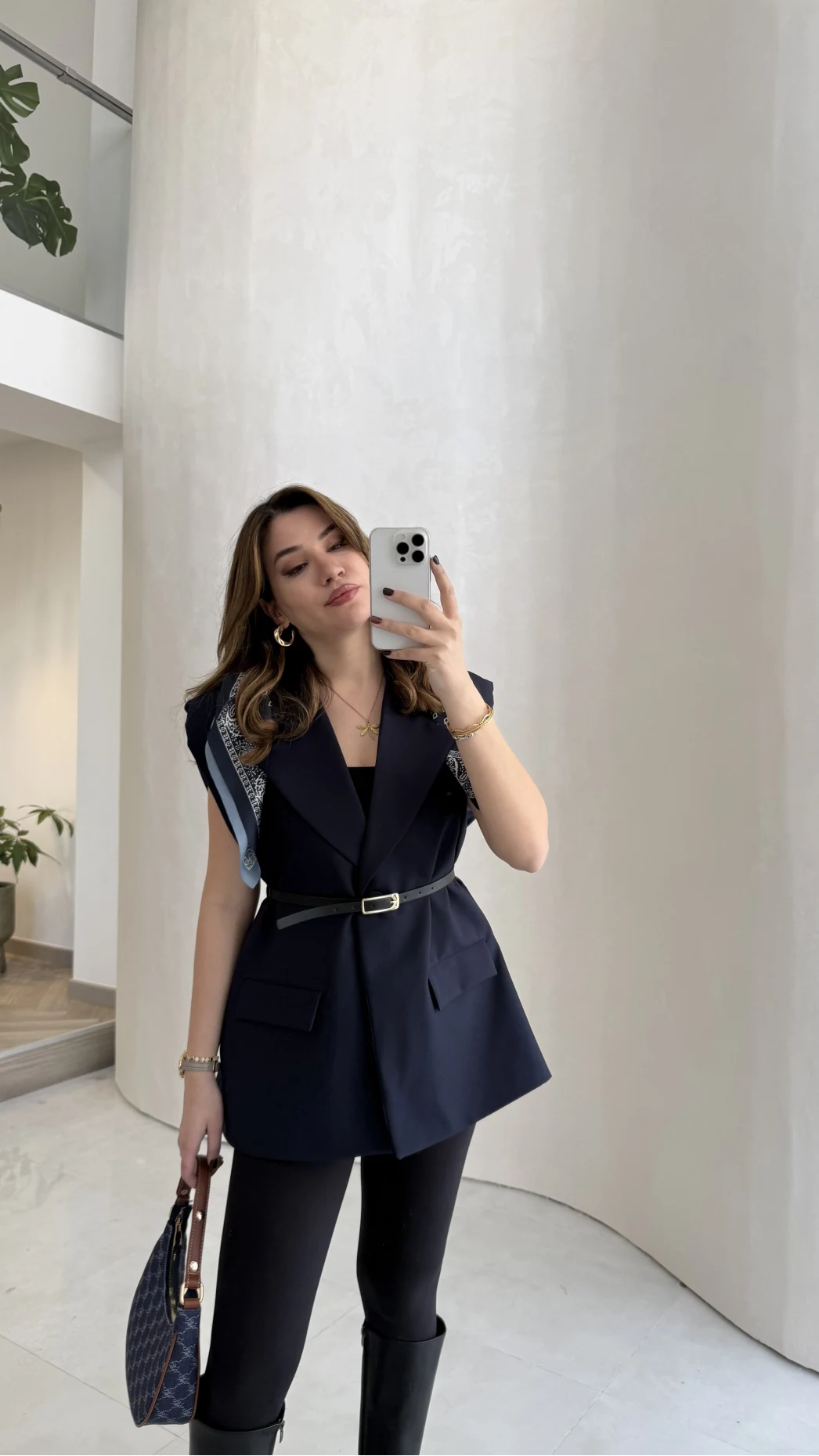 Sapphire Fular Detaylı Vatkalı Kemerli Yelek - Lacivert - Kod: 7708