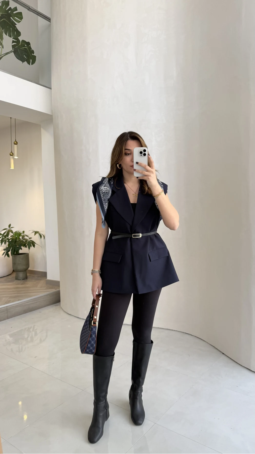 Sapphire Fular Detaylı Vatkalı Kemerli Yelek - Lacivert - Kod: 7708