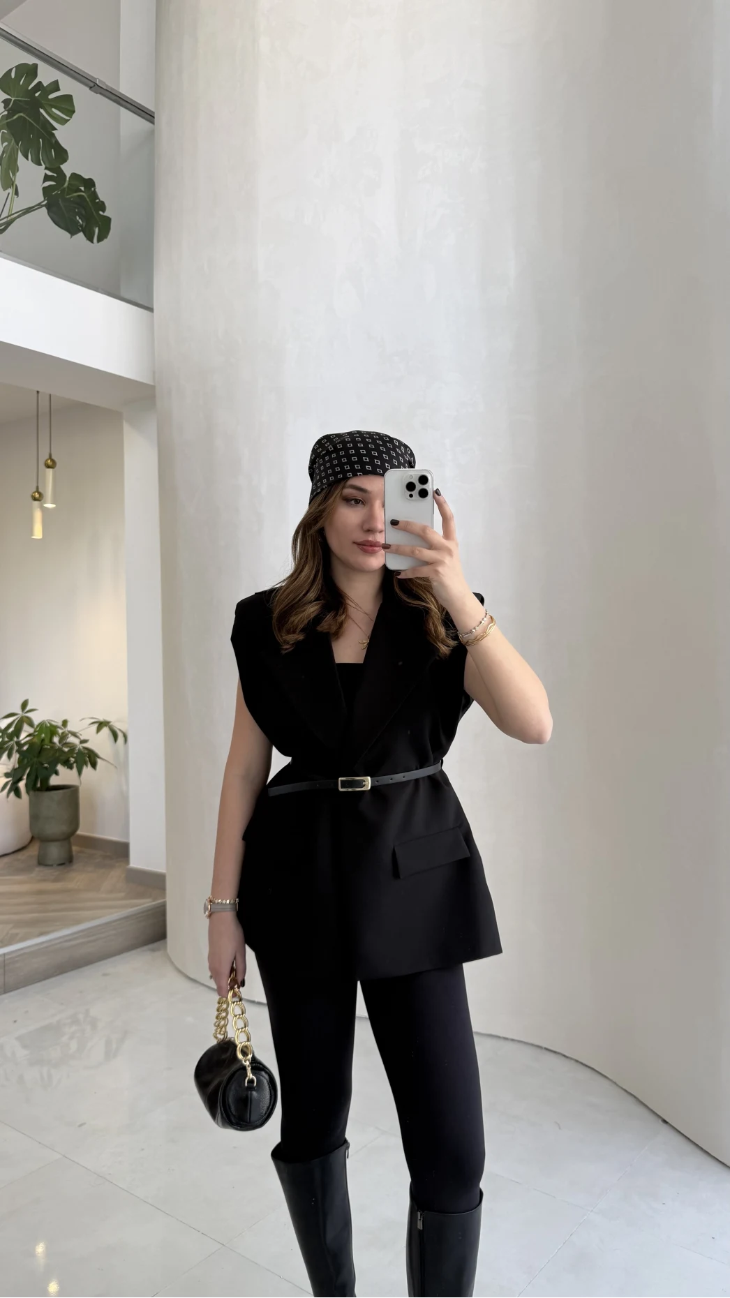 Sapphire Fular Detaylı Vatkalı Kemerli Yelek - Siyah - Kod: 7708