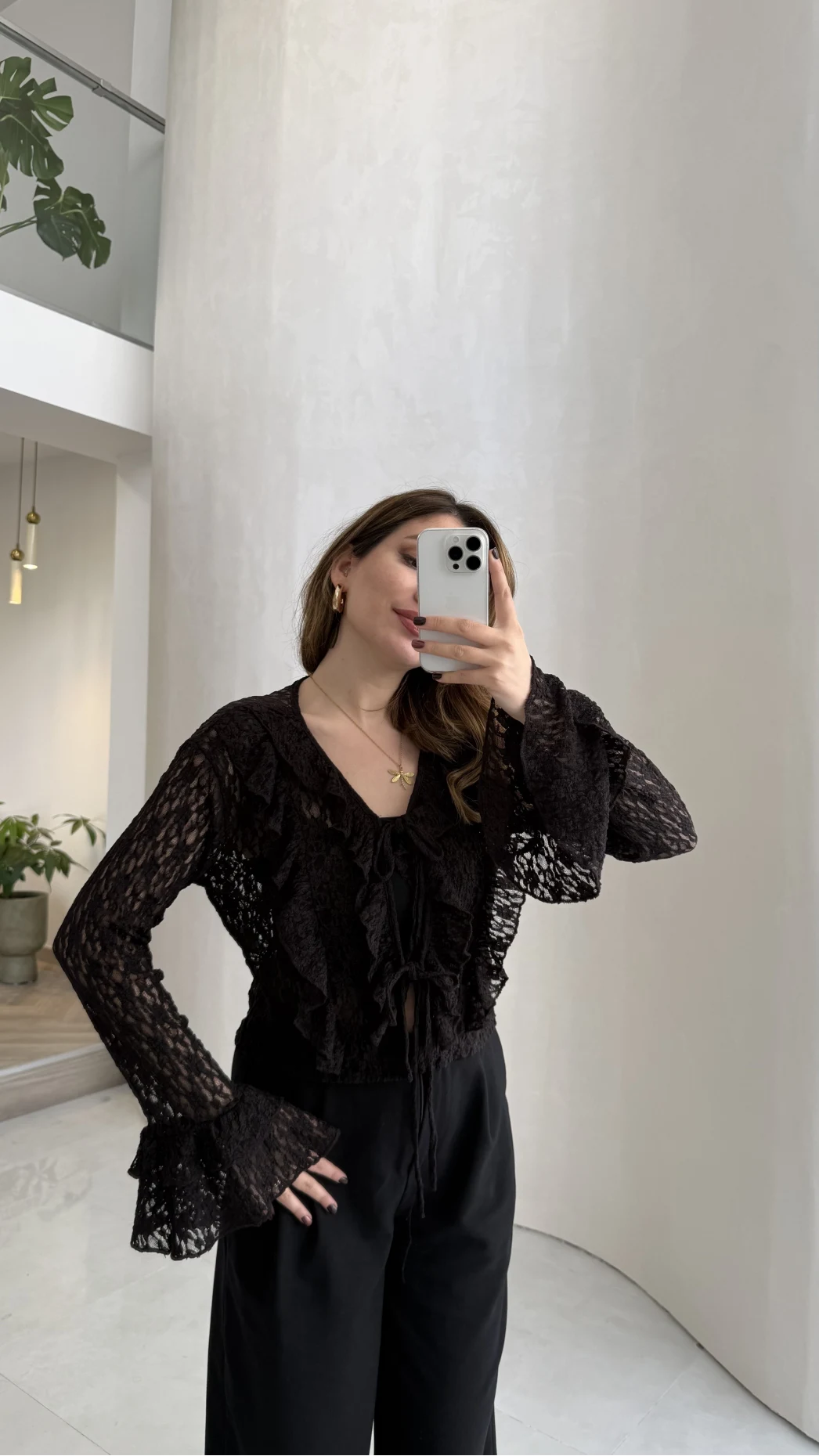 Harmony Fırfırlı Bağlamalı Dantel Bluz - Kahverengi - Kod: 1068