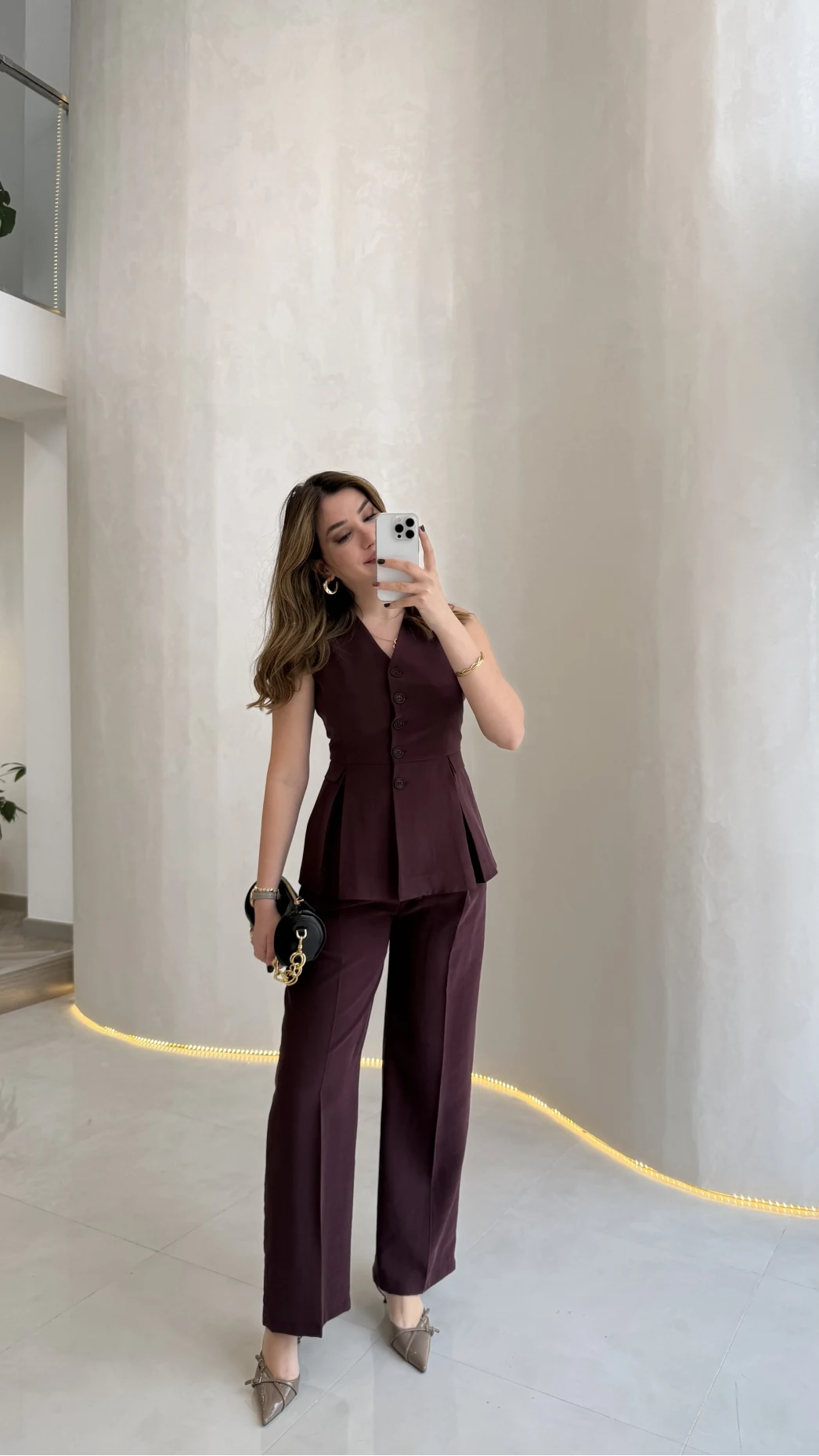 Lumiere Bele Oturan Sıfır Kol Düğmeli Takım - Mürdüm - Kod: 9041