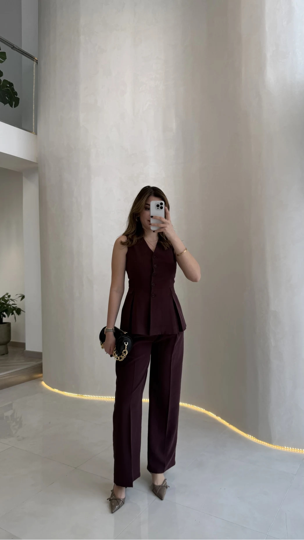 Lumiere Bele Oturan Sıfır Kol Düğmeli Takım - Mürdüm - Kod: 9041