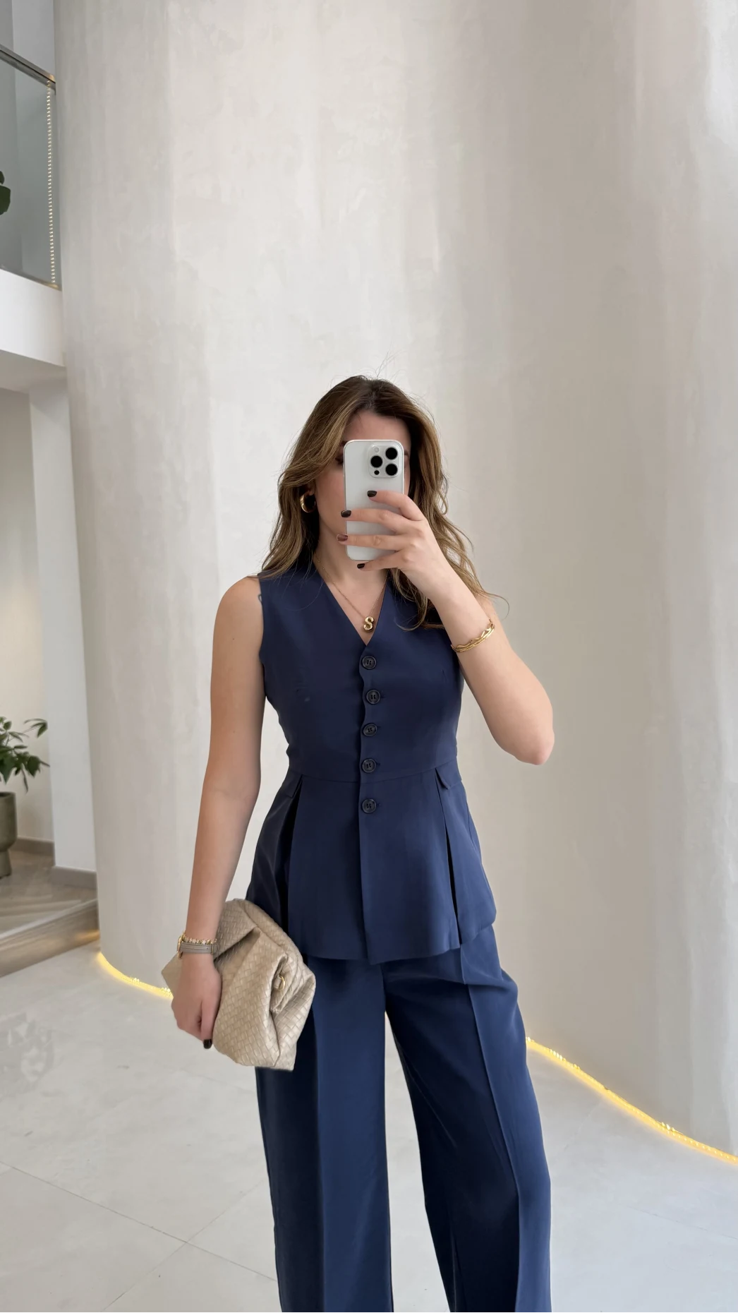 Lumiere Bele Oturan Sıfır Kol Düğmeli Takım - Lacivert - Kod: 9041