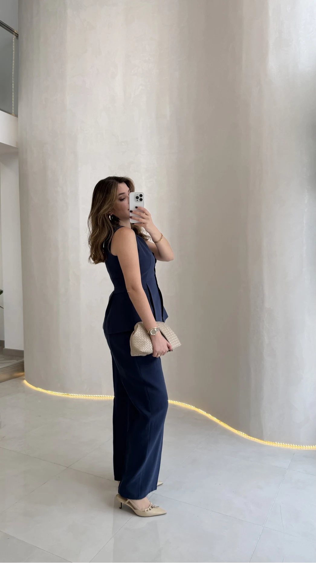 Lumiere Bele Oturan Sıfır Kol Düğmeli Takım - Lacivert - Kod: 9041