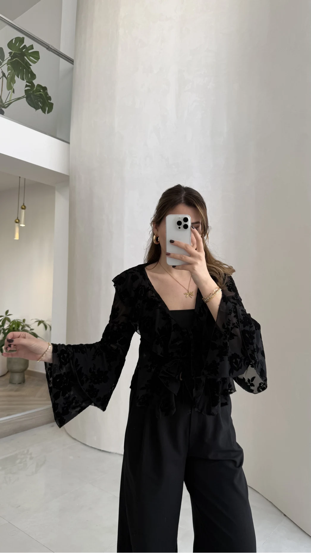 Peaches İçi Askılı Body Dokulu Fırfırlı Bağlamalı Bluz - Siyah - Kod: 0908