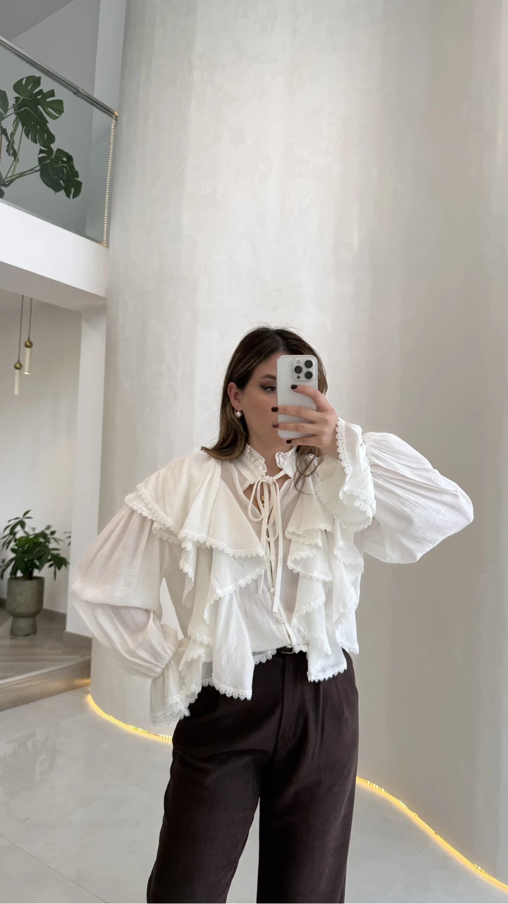 Cielo Fırfırlı Dantel Detay Bağlamalı Gömlek - Beyaz - Kod: 112250