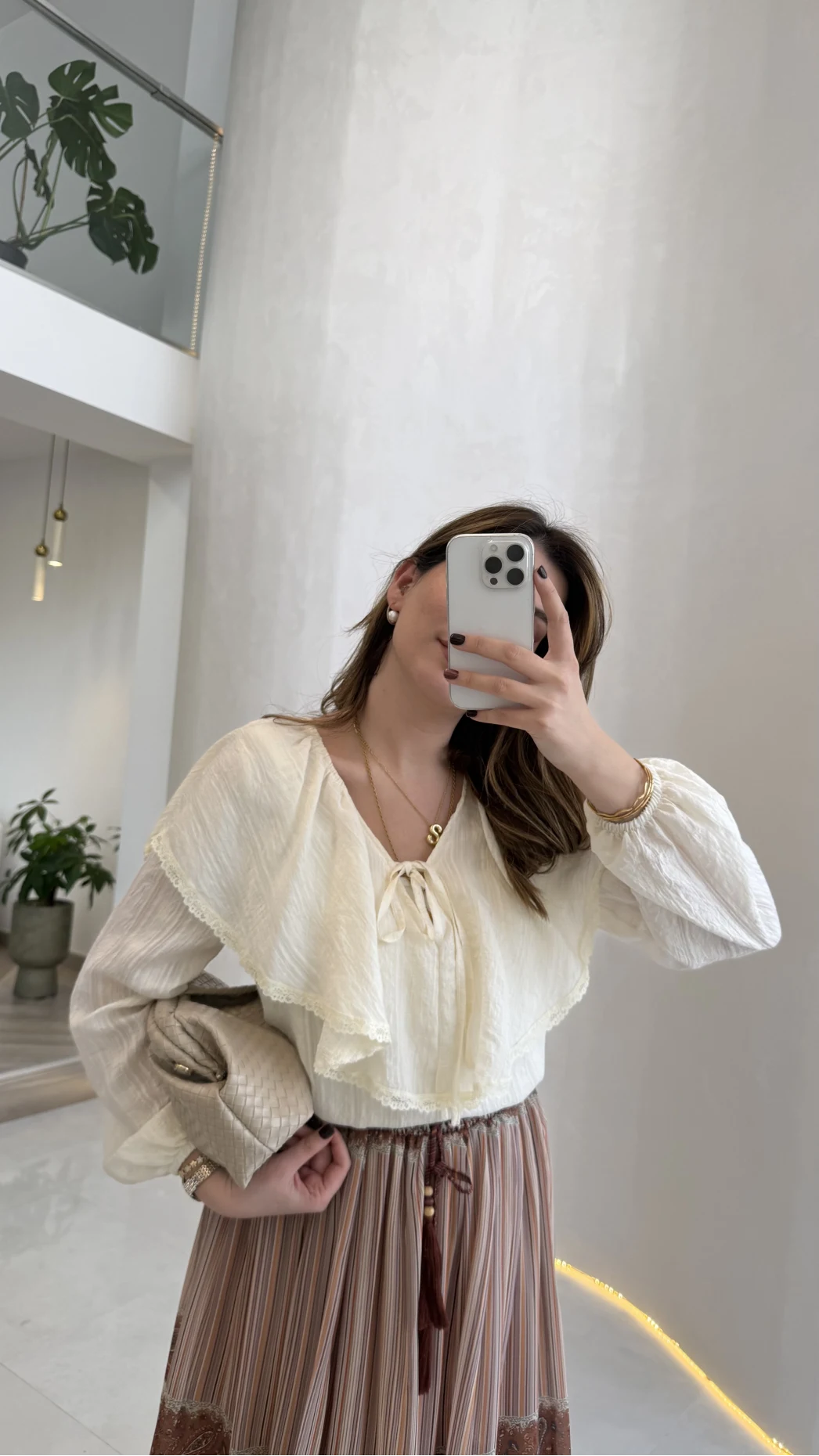 Bebe Yaka Dantel Detaylı Bluz - Ekru - Kod: 1571