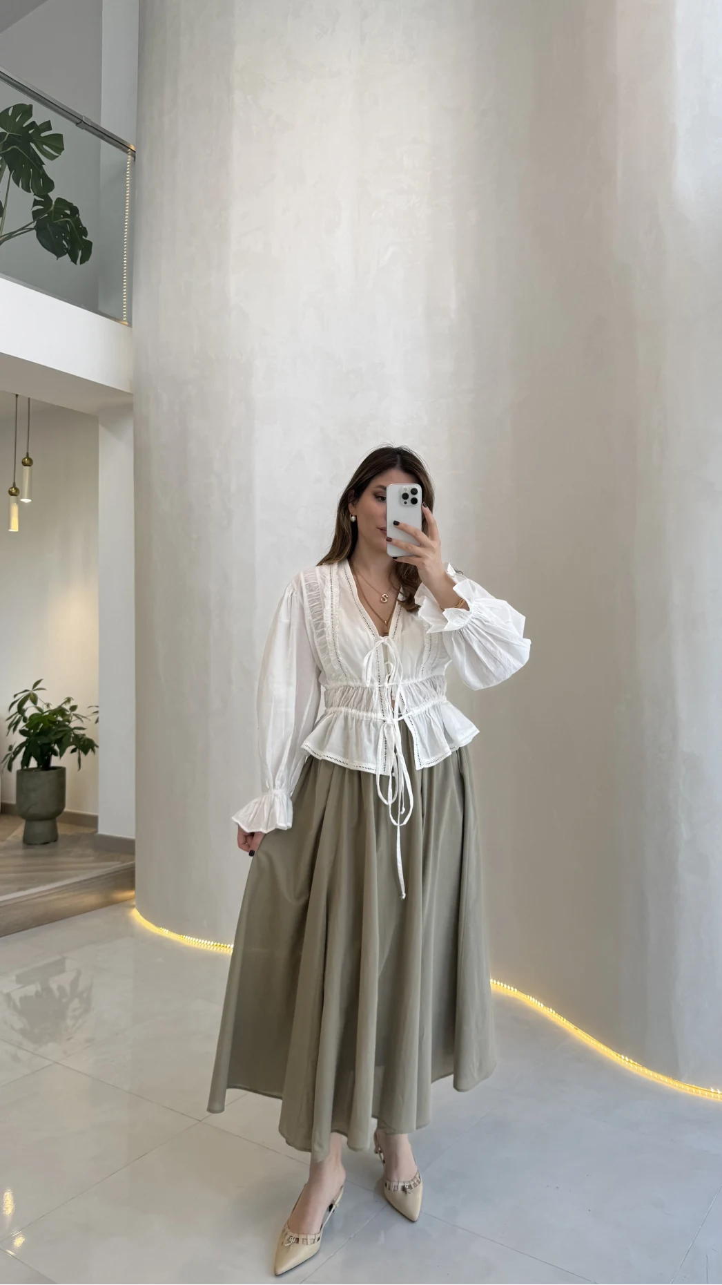 Felicity Balon Kol Beli Büzgü Bağlamalı Gömlek - Ekru - Kod: 01625