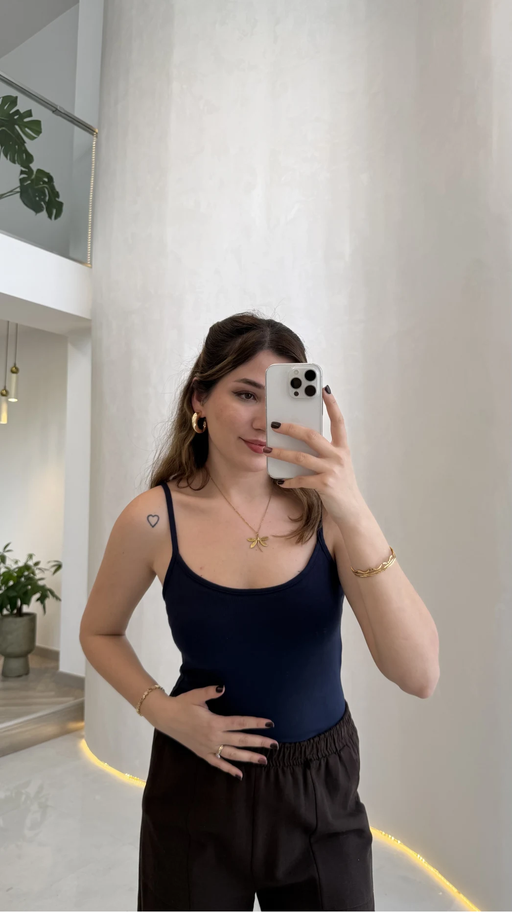 Uzun Göğüs Pedli İnce Askılı Body - Lacivert