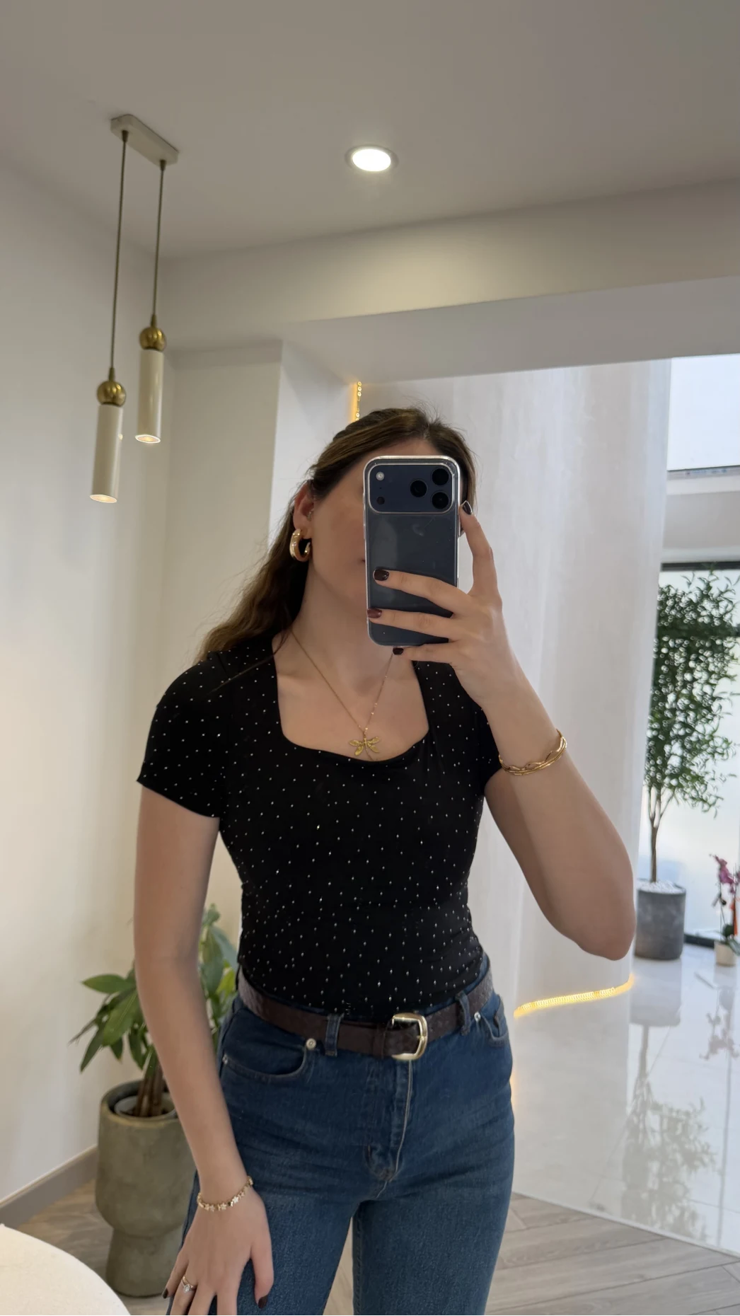 İskelet Yaka Yarım Kol Taşlı Bluz - Siyah - Kod: 1598