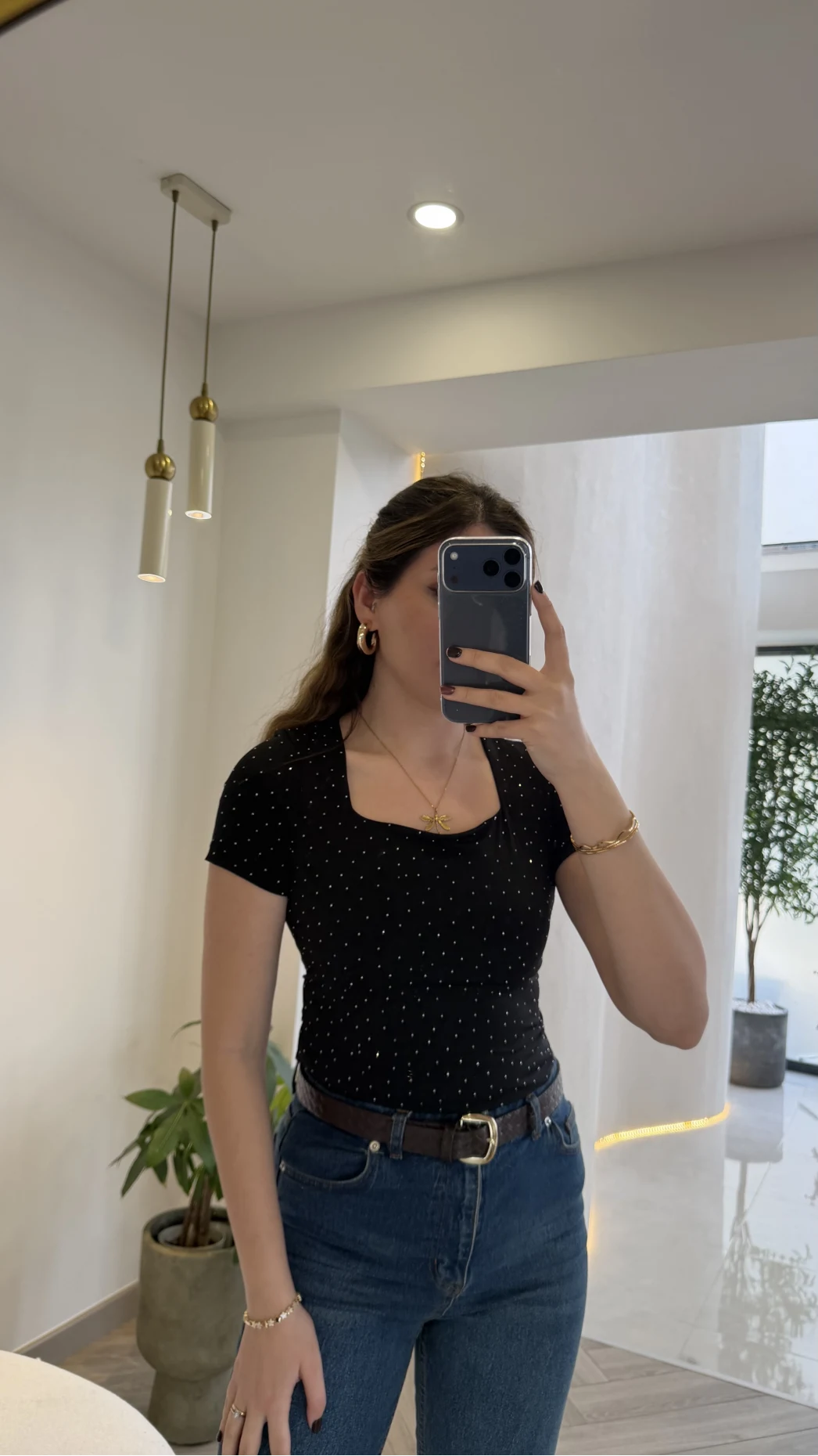 İskelet Yaka Yarım Kol Taşlı Bluz - Siyah - Kod: 1598