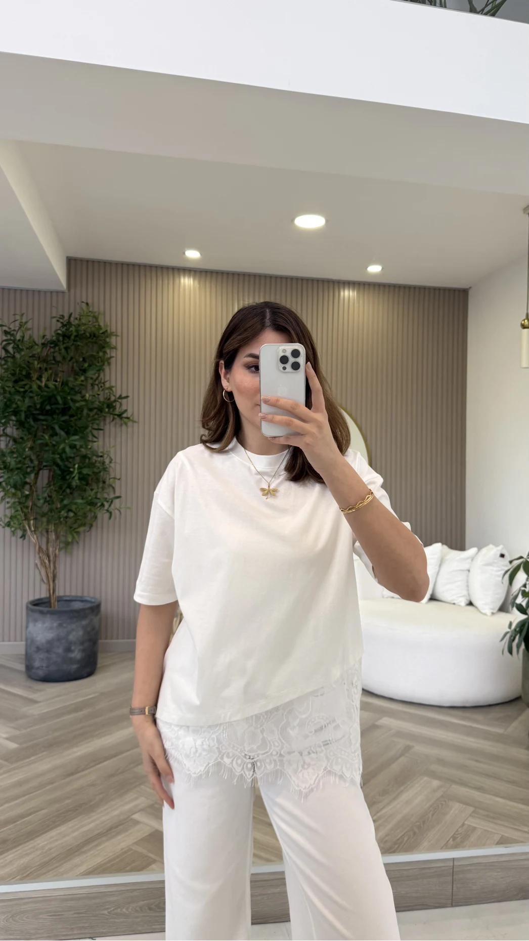 Dyla Dantel Detay Kısa Kol T-shirt - Ekru