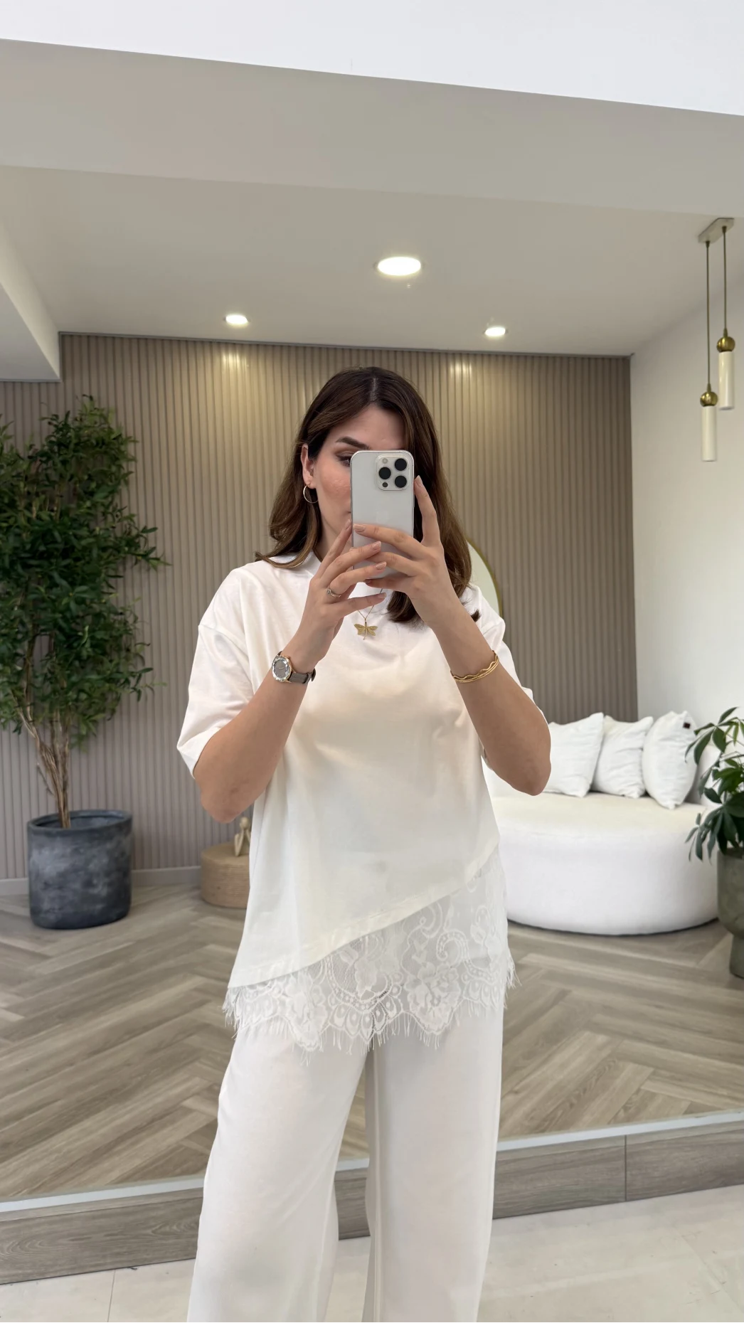 Dyla Dantel Detay Kısa Kol T-shirt - Ekru