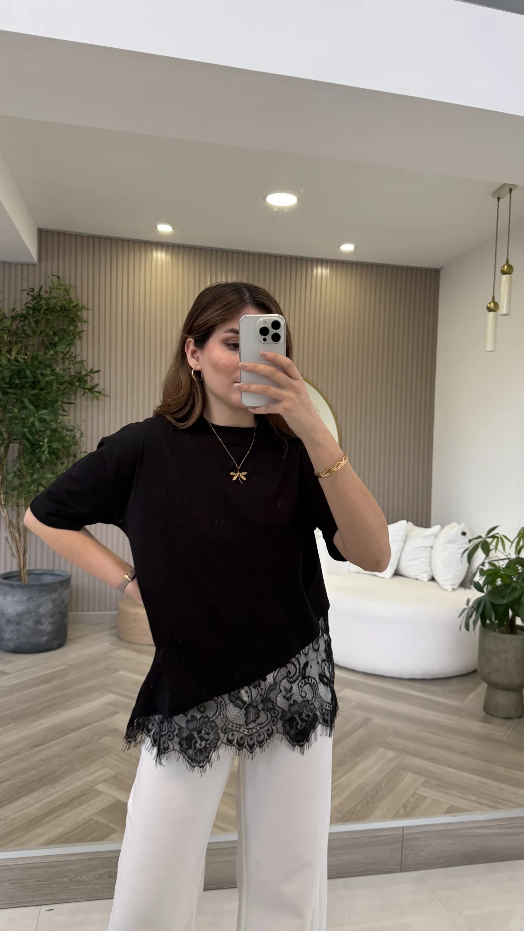 Dyla Dantel Detay Kısa Kol T-shirt - Siyah