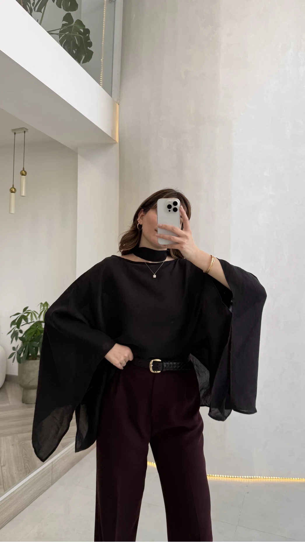 Yarasa Kol Kuşaklı Tül Bluz - Siyah - Kod: 1670