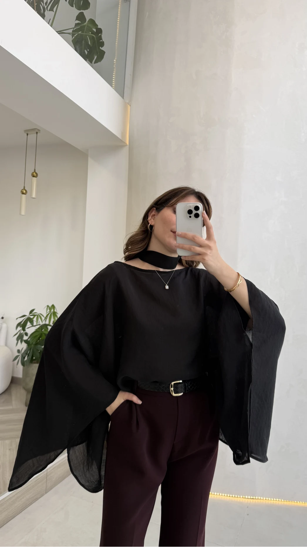 Yarasa Kol Kuşaklı Tül Bluz - Siyah - Kod: 1670