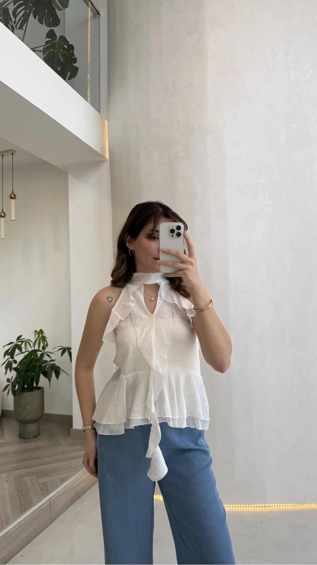 Halter Yaka Volanlı Transparan Bluz - Ekru - Kod: 5390