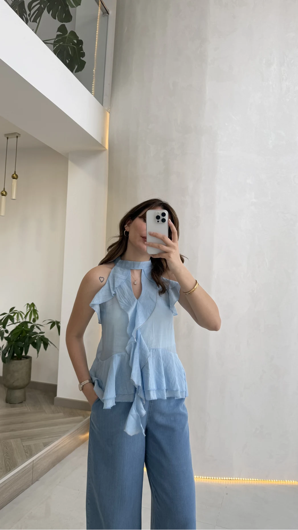 Halter Yaka Volanlı Transparan Bluz - Mavi - Kod: 5390