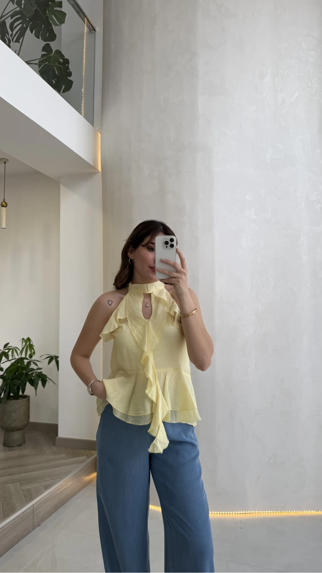 Halter Yaka Volanlı Transparan Bluz - Sarı - Kod: 5390