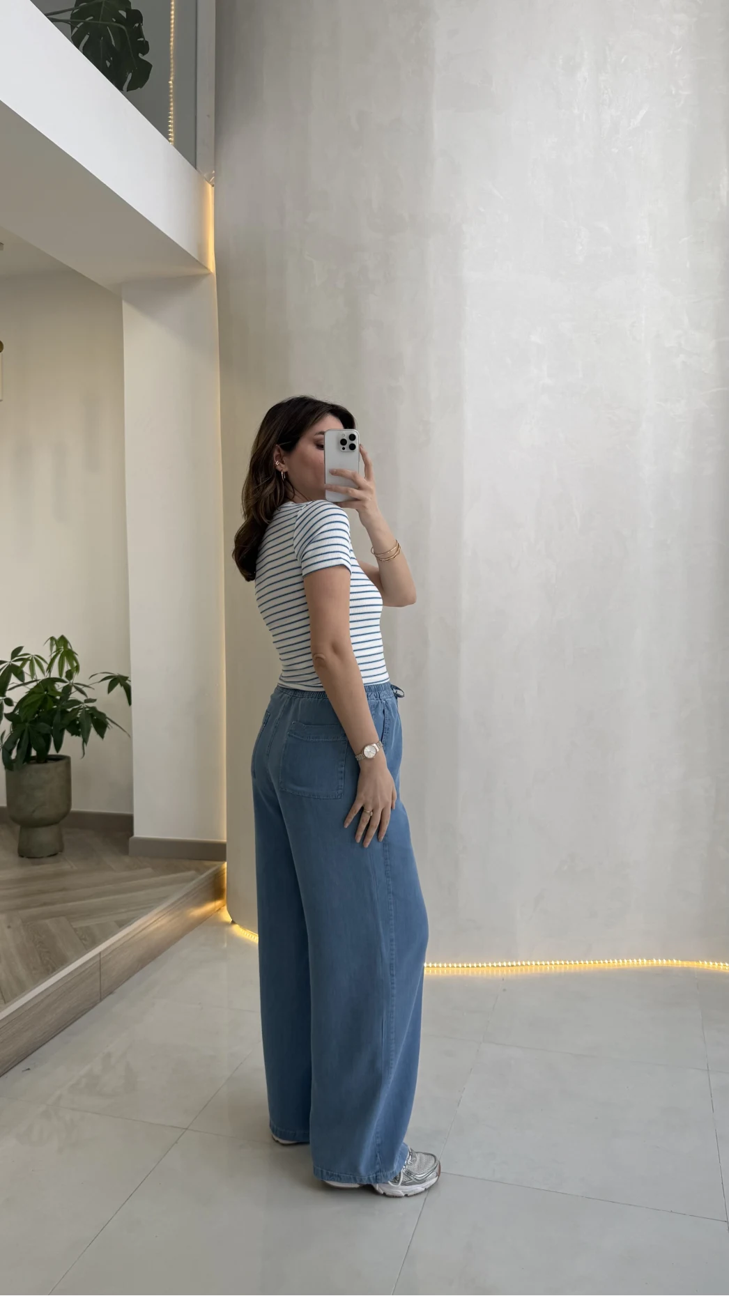 Mavi Çizgili Beyaz Kısa Kol T-shirt - Kod: 6962