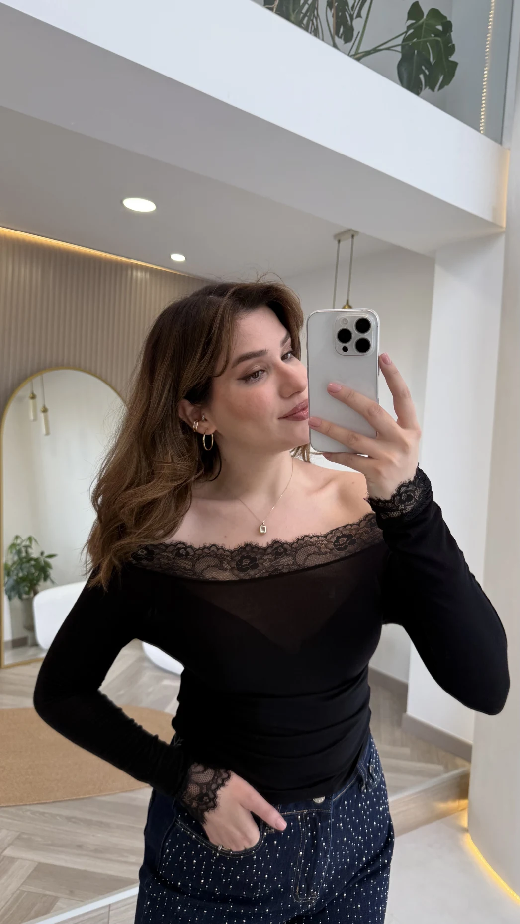 Dantelli Madonna Yaka Body - Siyah - Kod: 5065