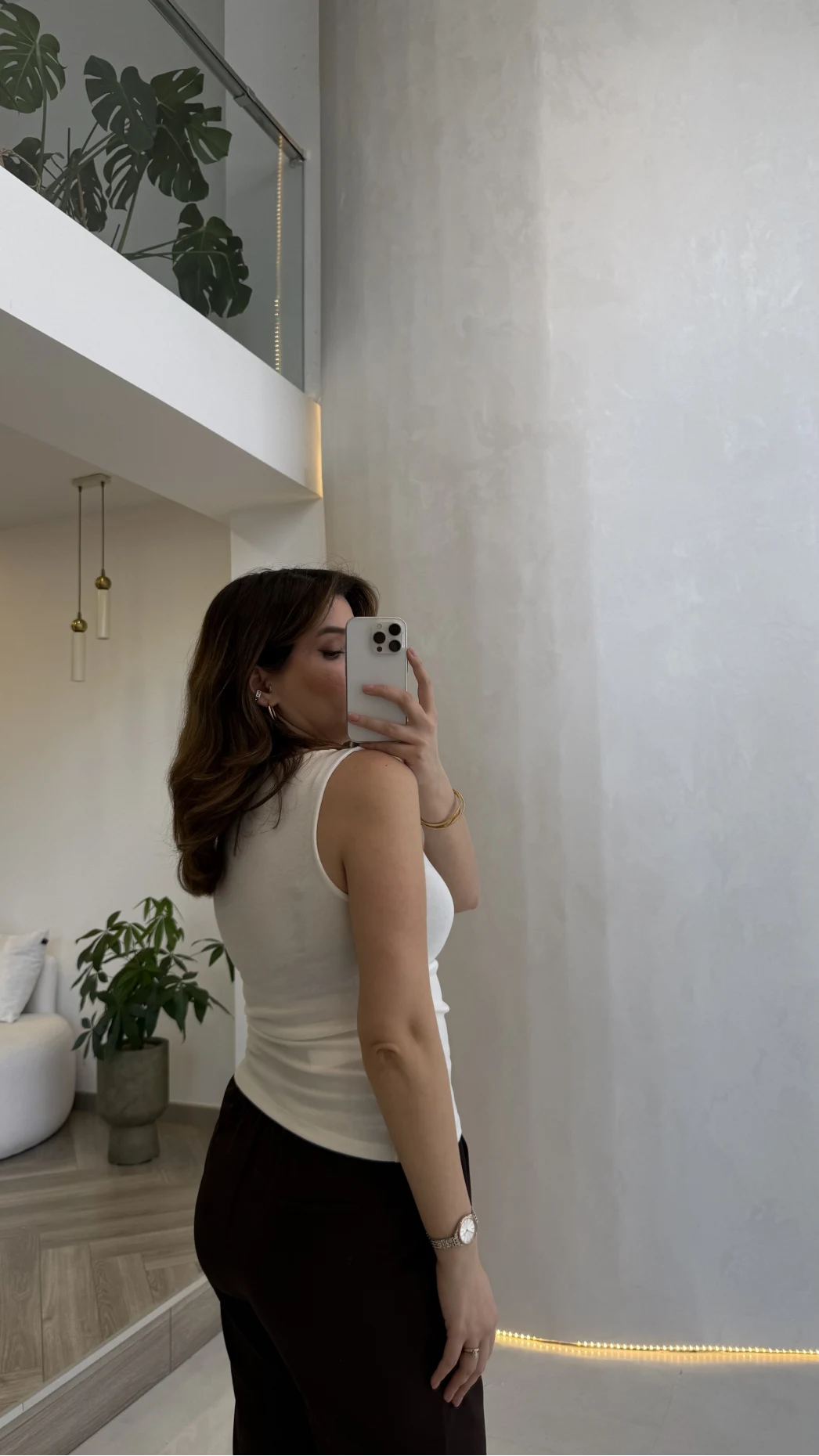 Dilvin Sıfır Kol Beli Büzgü Detaylı Kayık Yaka Body - Ekru - Kod: 31589