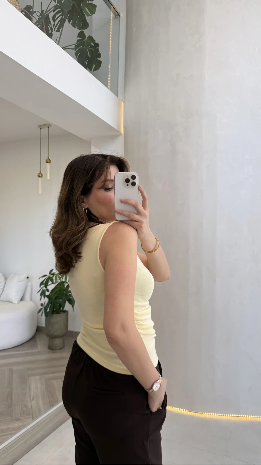 Dilvin Sıfır Kol Beli Büzgü Detaylı Kayık Yaka Body - Sarı - Kod: 31589