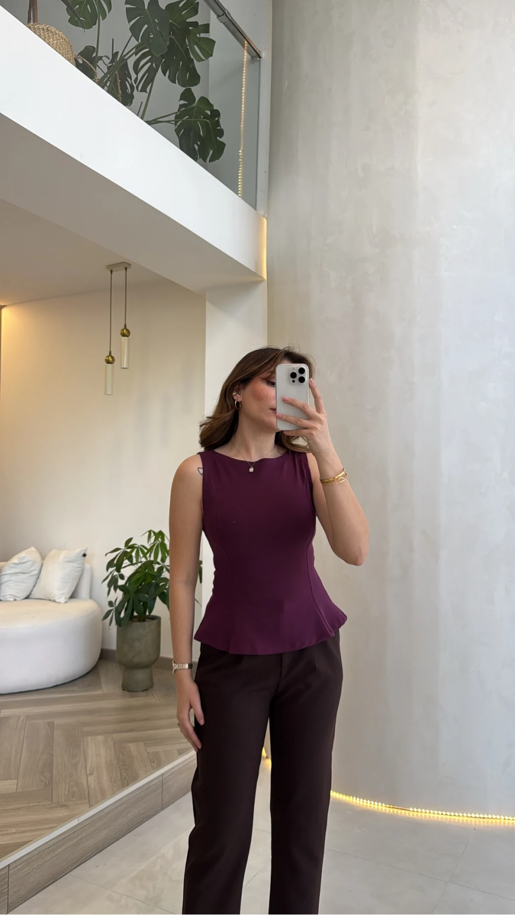 Dilvin Bele Oturan Sıfır Kol Volanlı Body - Mor - Kod: 21001